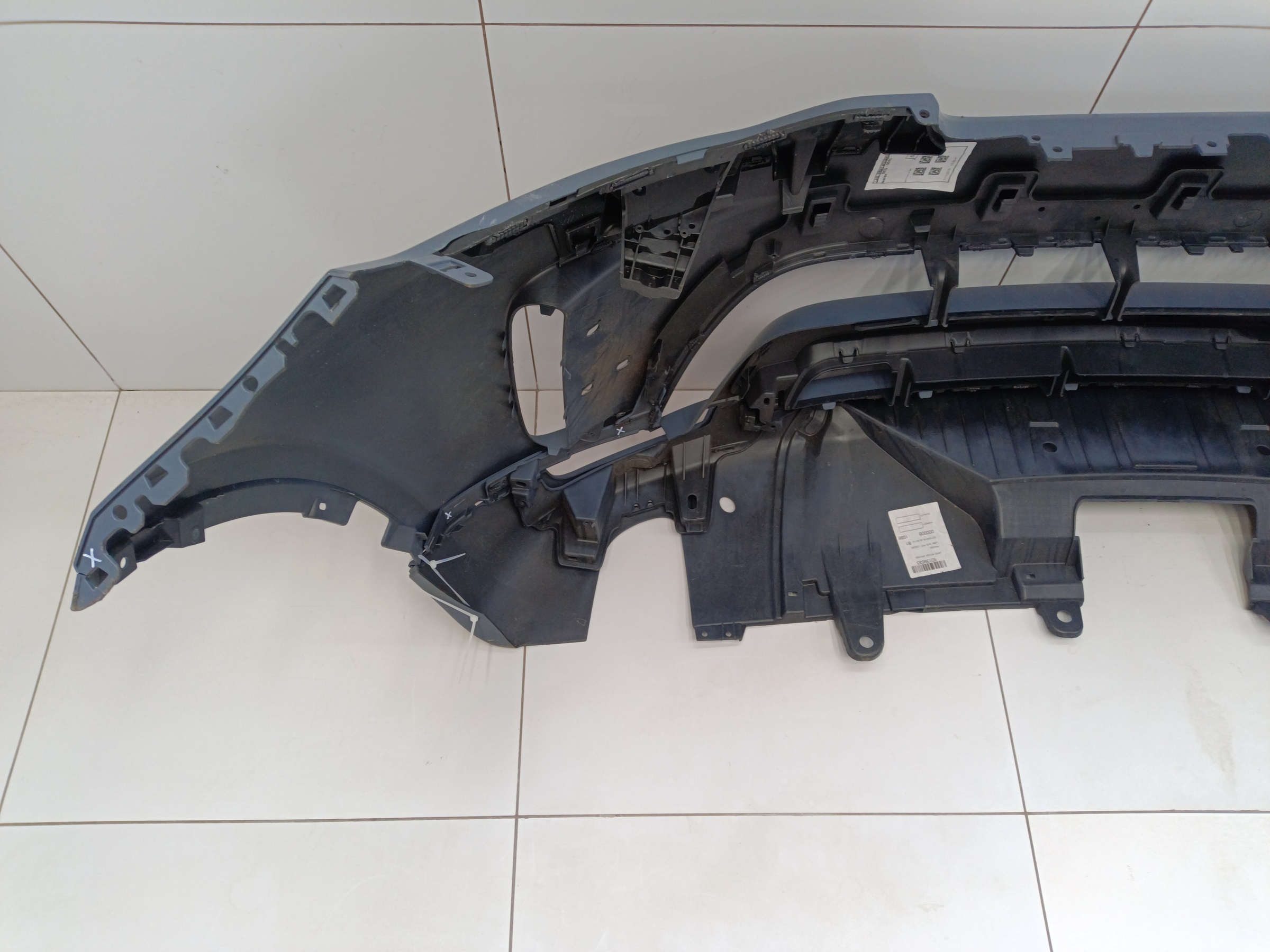 Бампер передний Land Rover Discovery 5