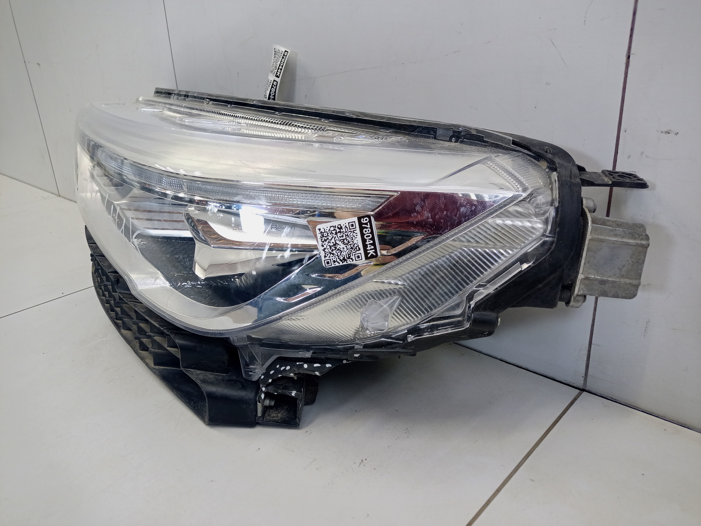 Фара передняя левая Haval M6 2 LED