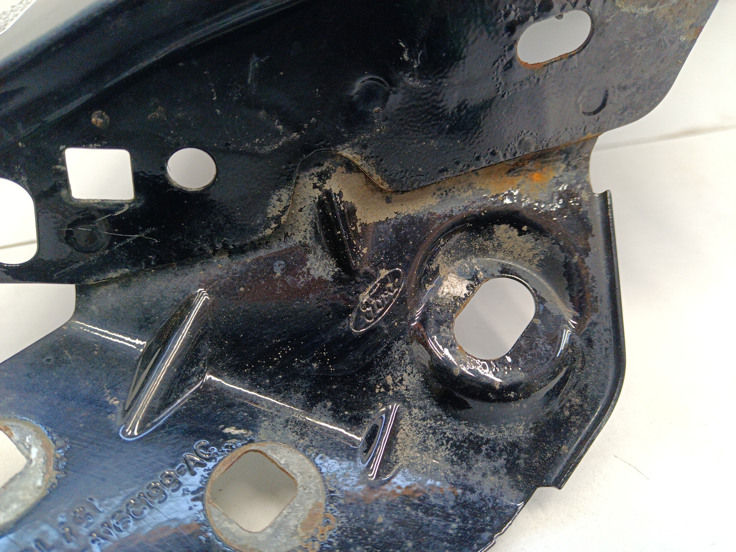 Крыло переднее левое Ford Focus 3