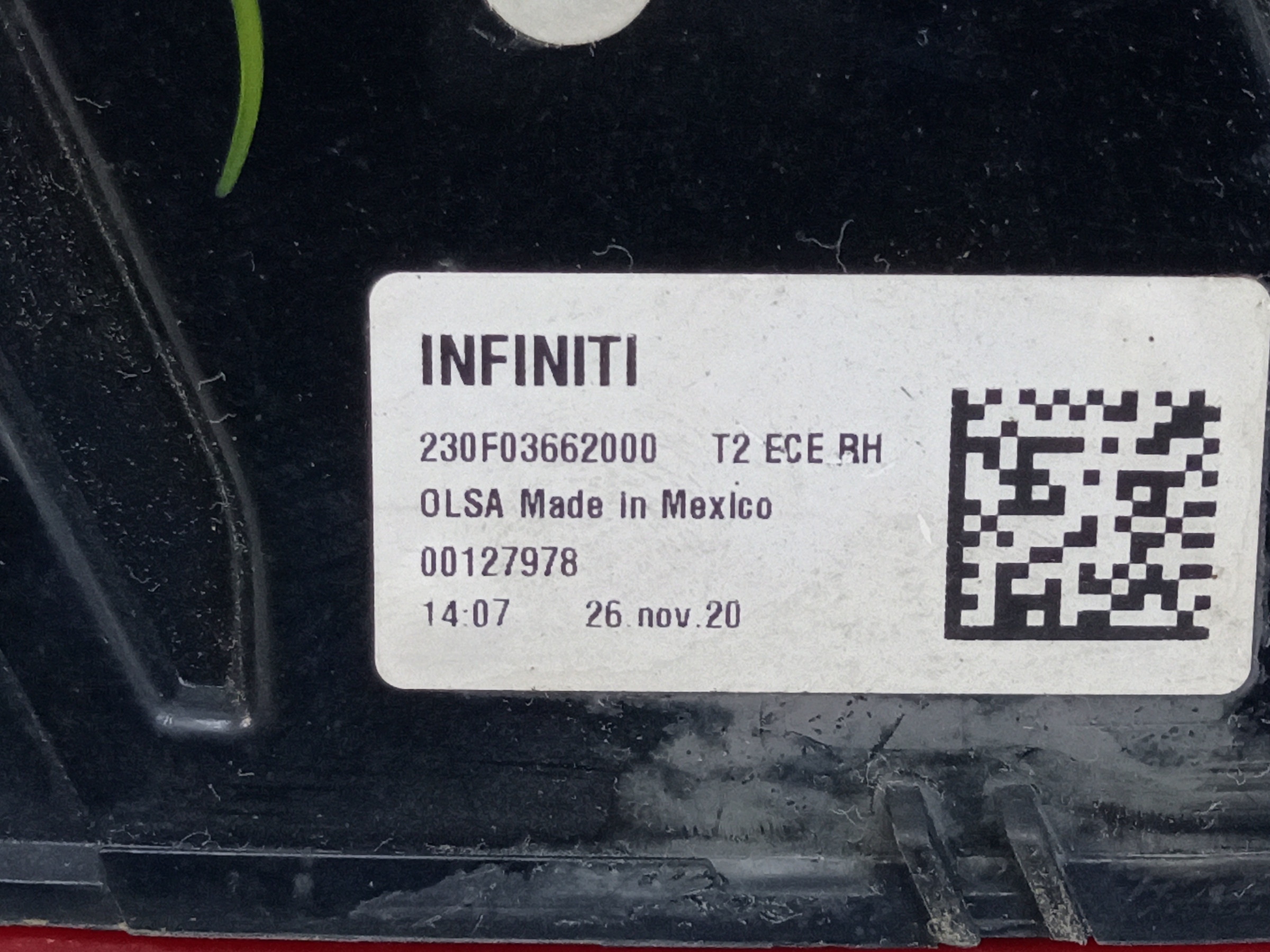 Фонарь задний правый внутренний Infiniti QX50 2