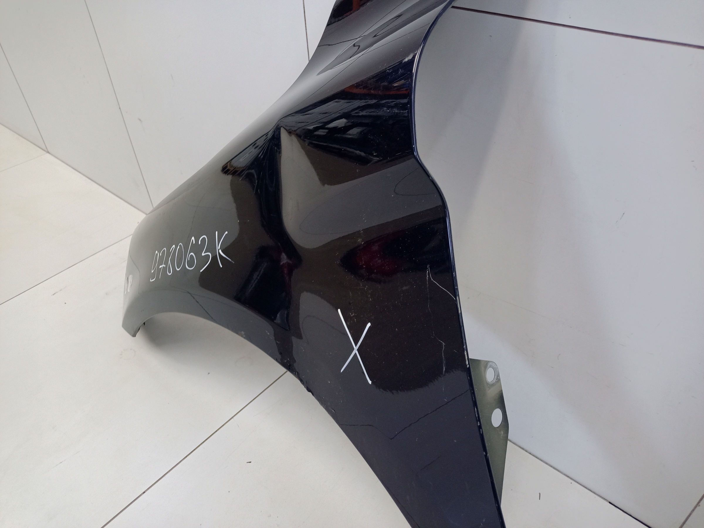 Крыло переднее левое Volvo XC60 1