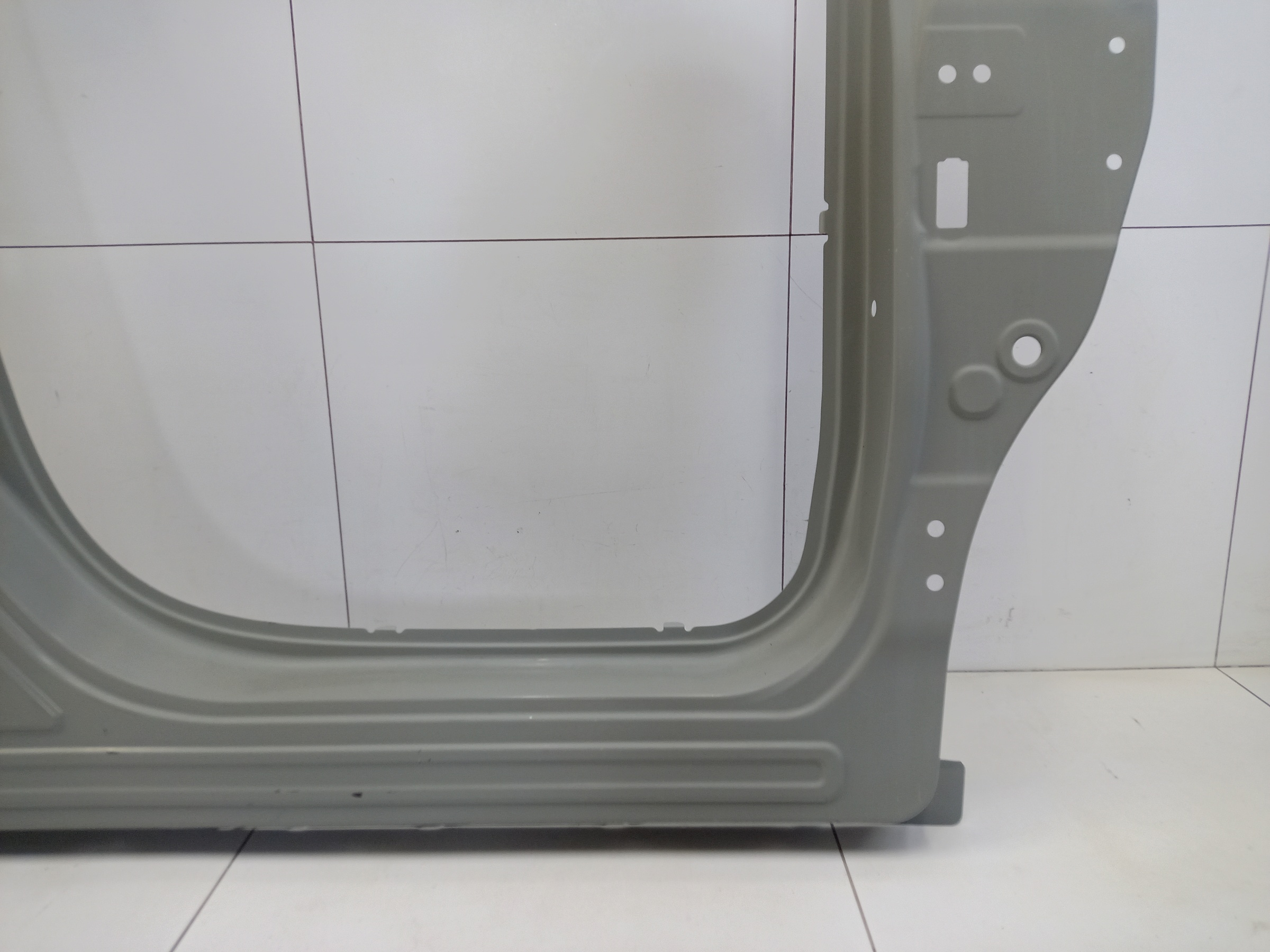 Боковая панель кузова правая SWM G01