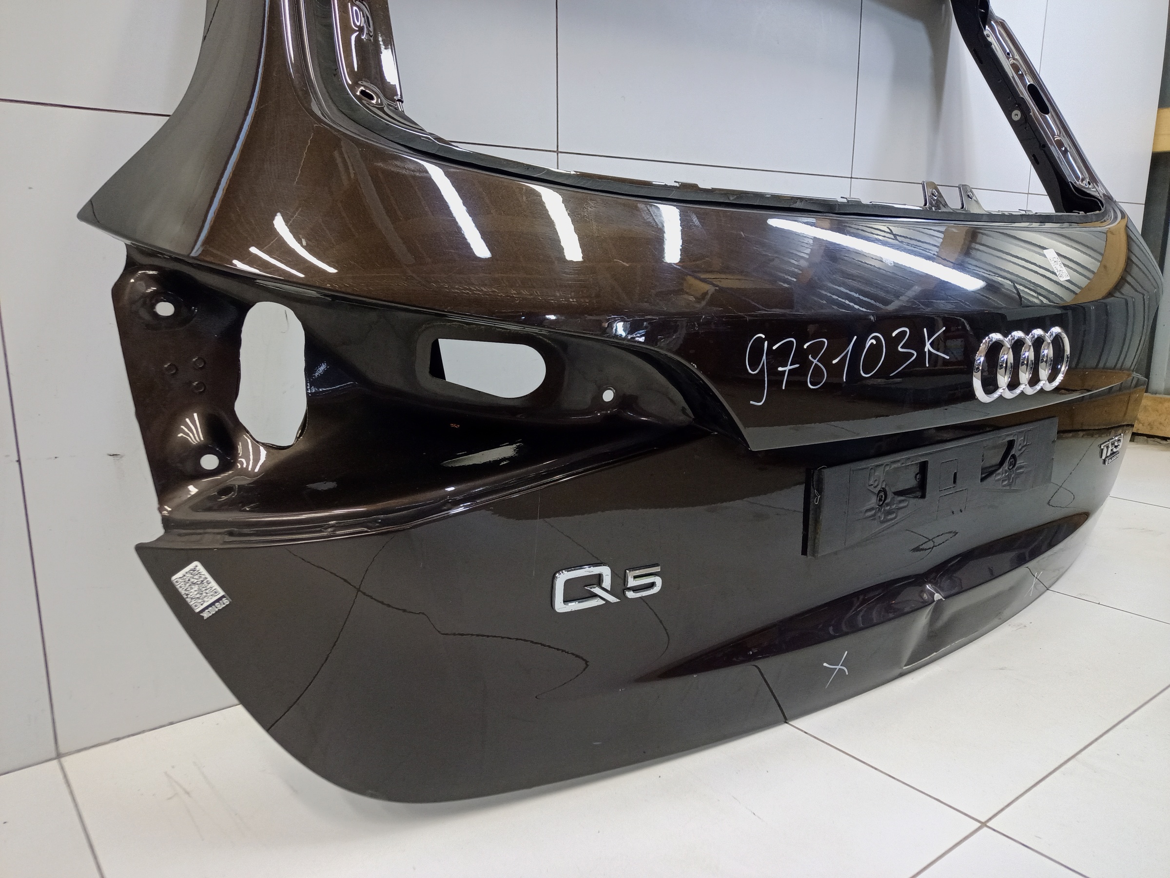 Крышка багажника Audi Q5 1