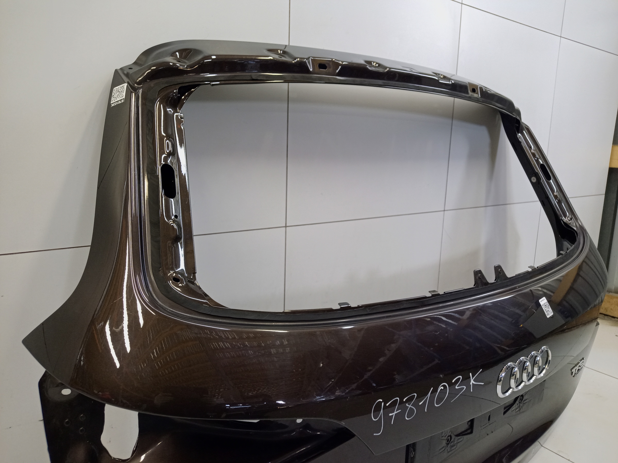 Крышка багажника Audi Q5 1