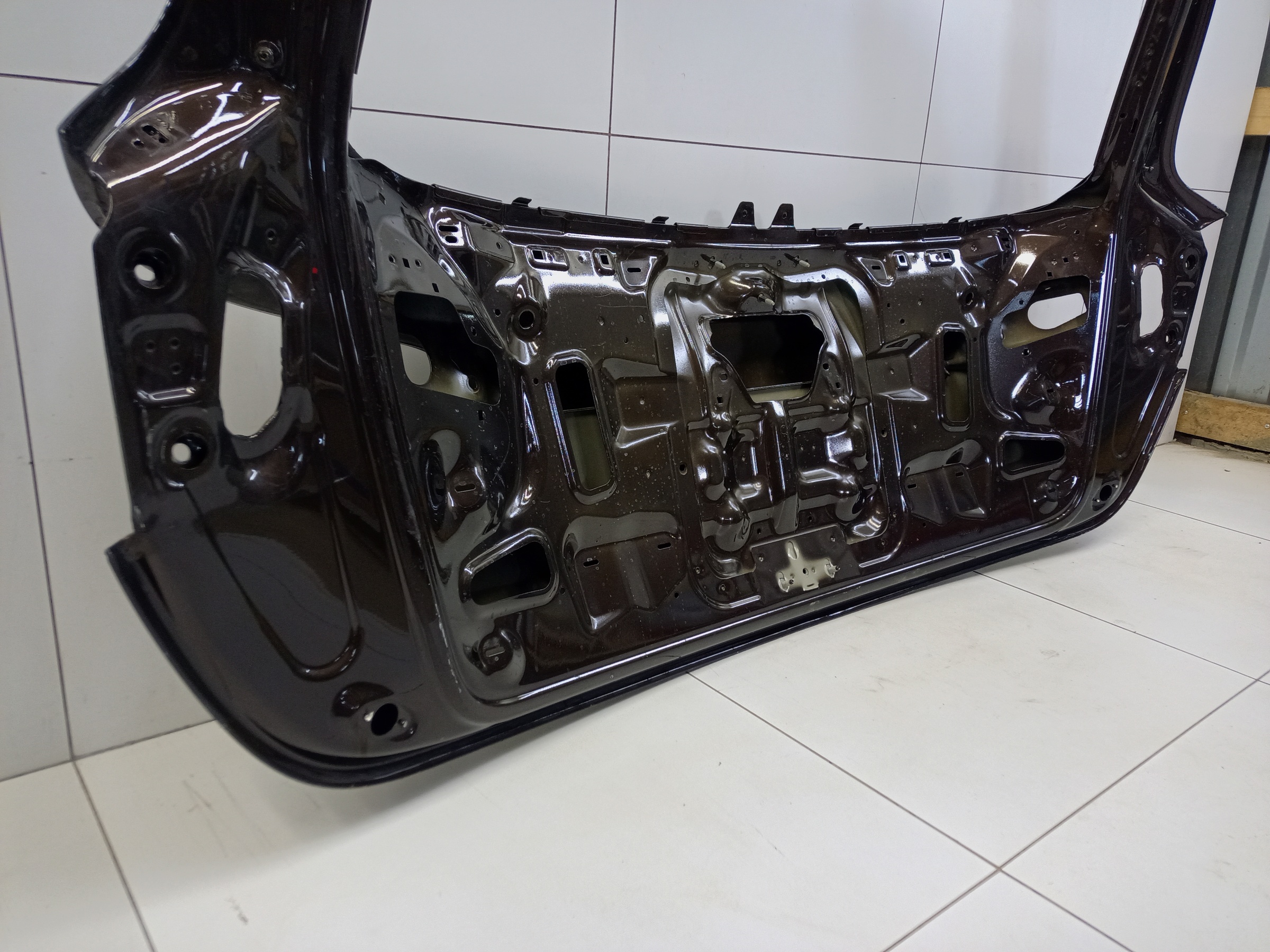 Крышка багажника Audi Q5 1