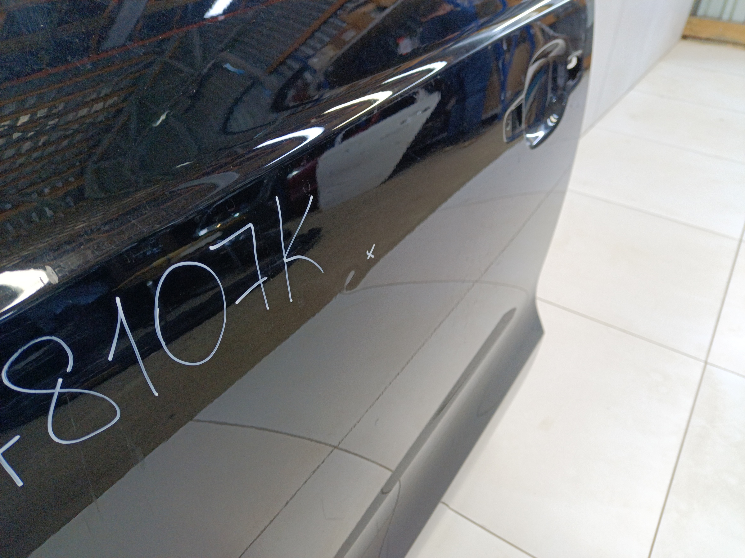 Дверь передняя левая Audi Q3 1