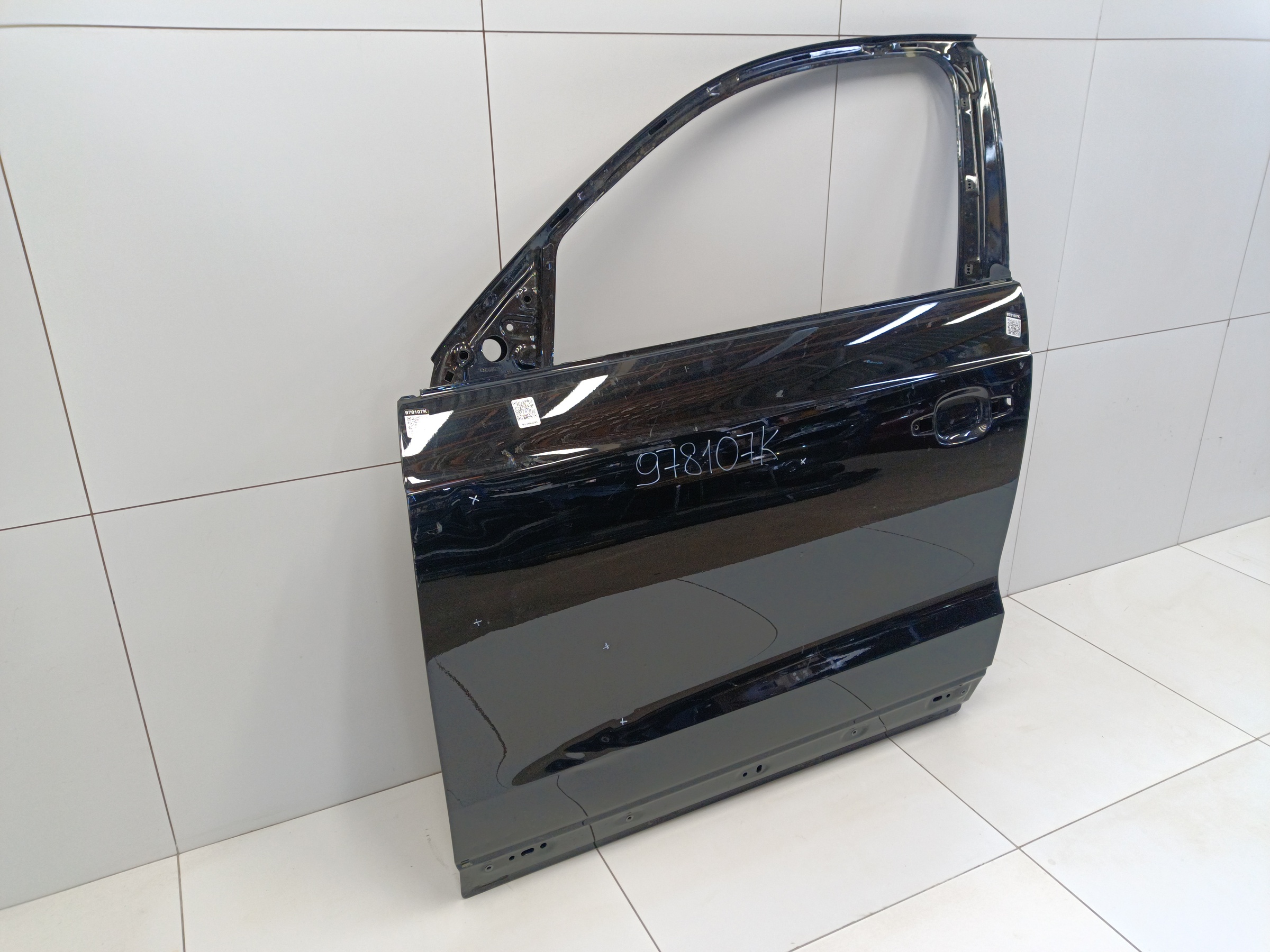 Дверь передняя левая Audi Q3 1