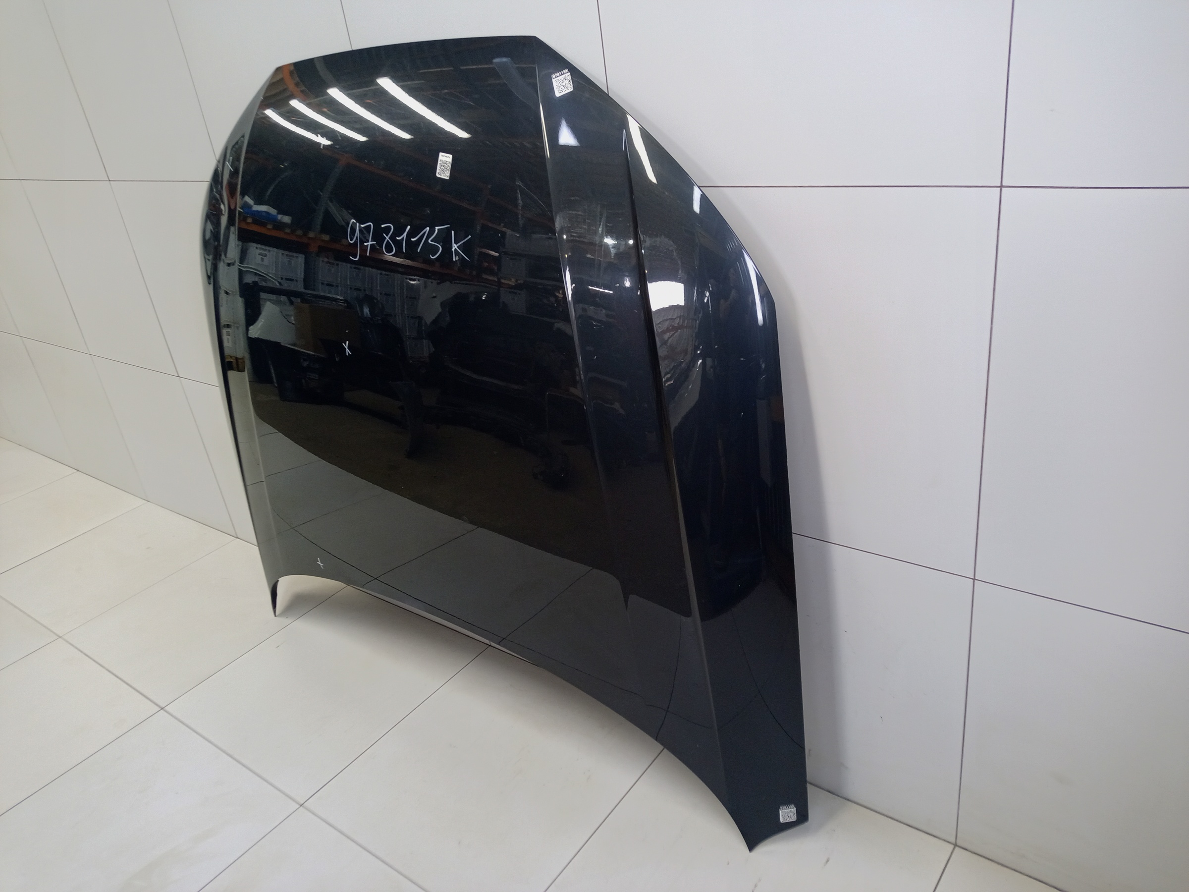 Капот Audi A4 B9