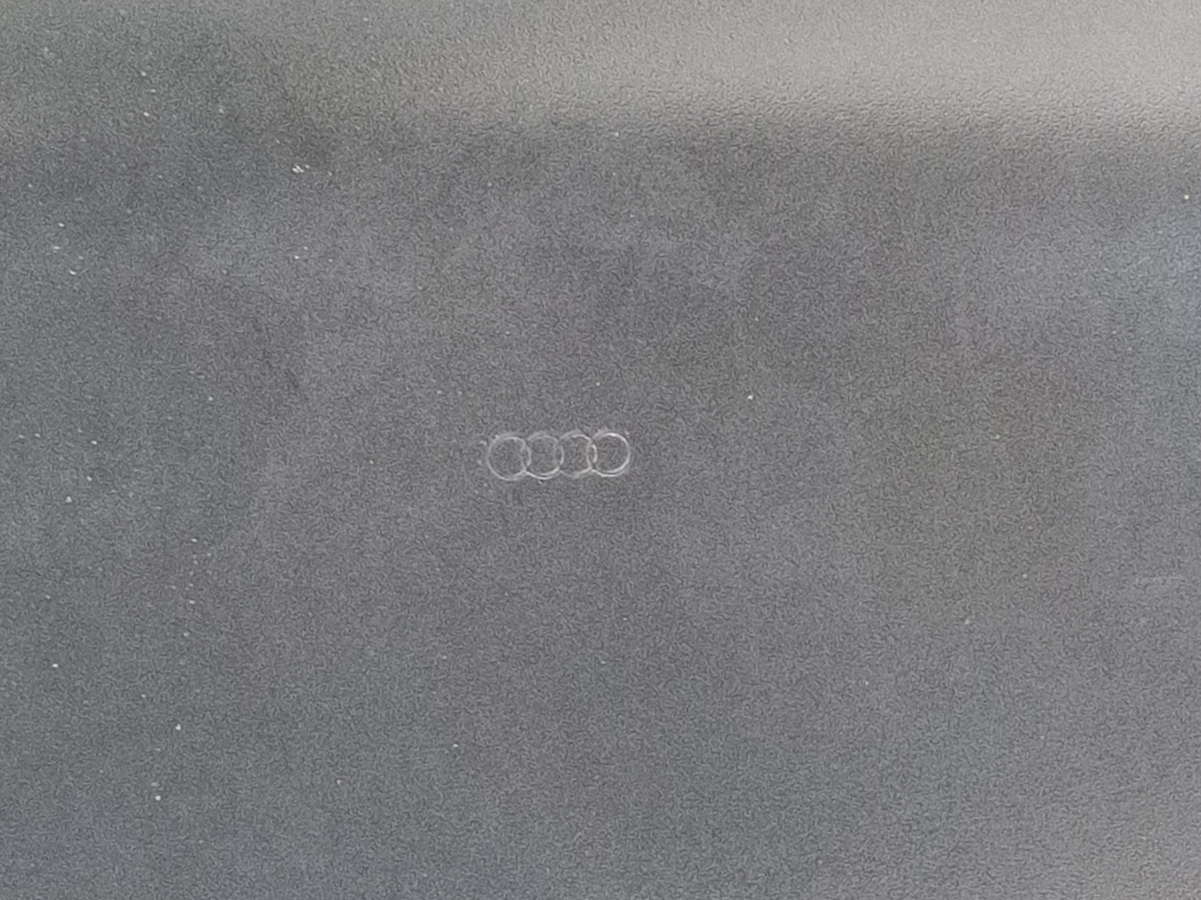Капот Audi A4 B9