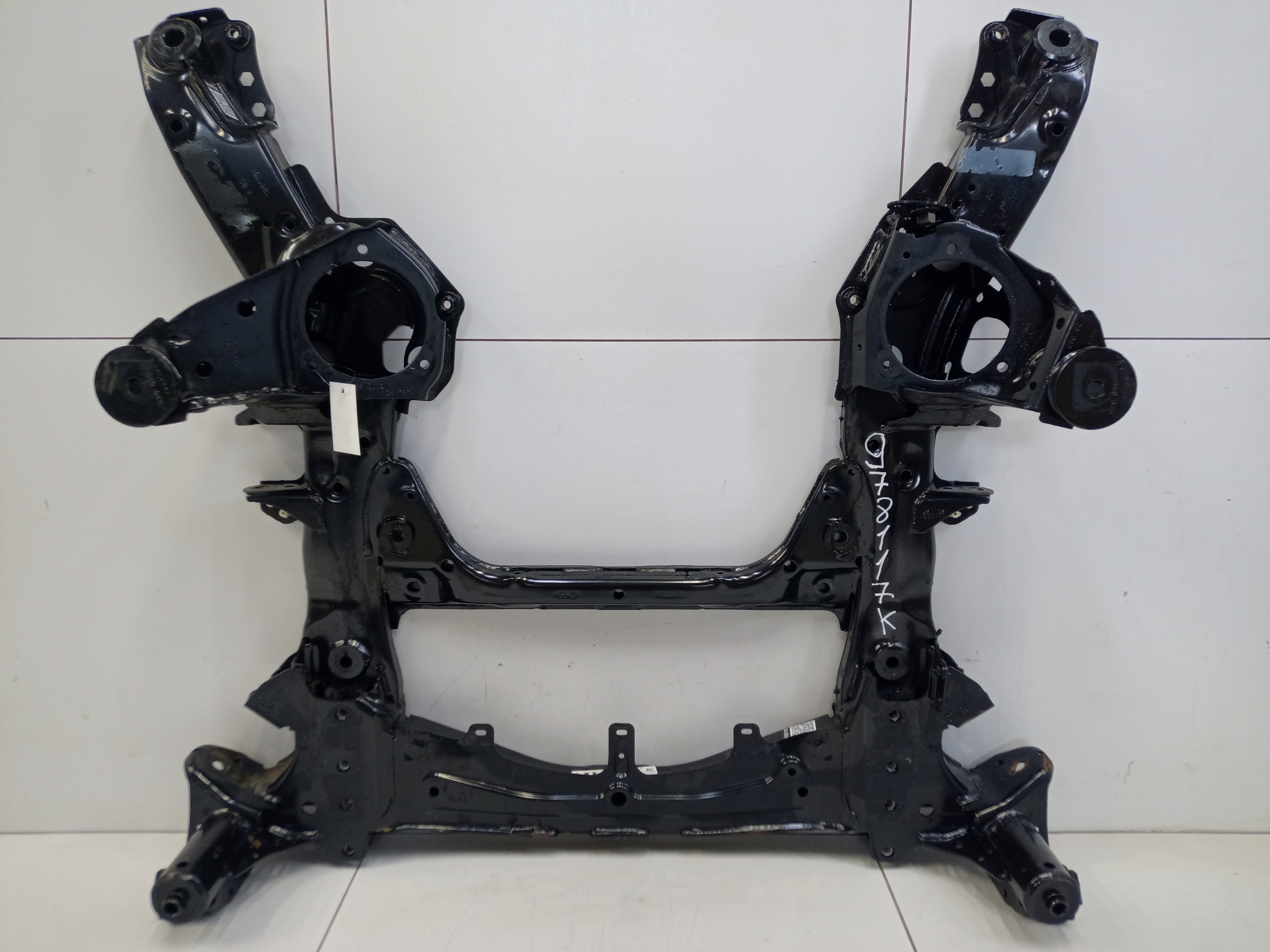 Подрамник передний BMW X5 G05