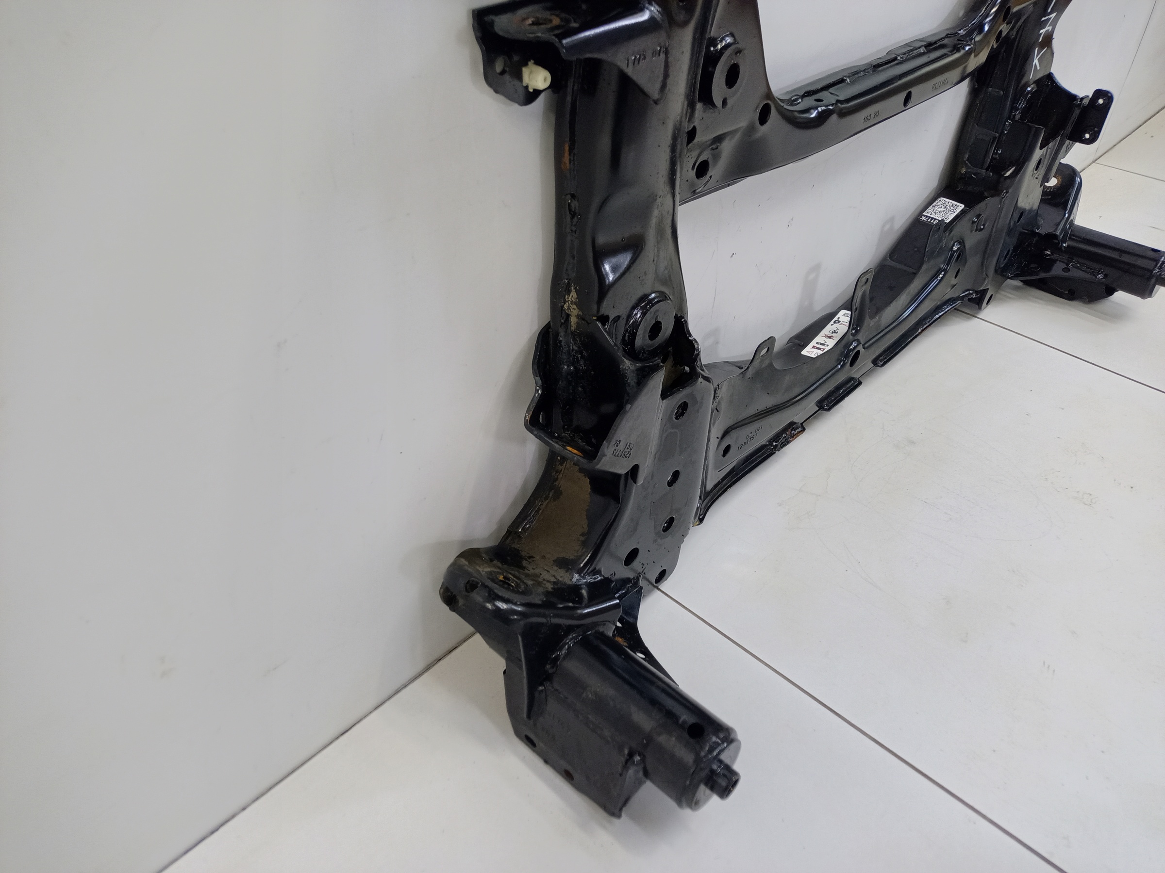 Подрамник передний BMW X5 G05