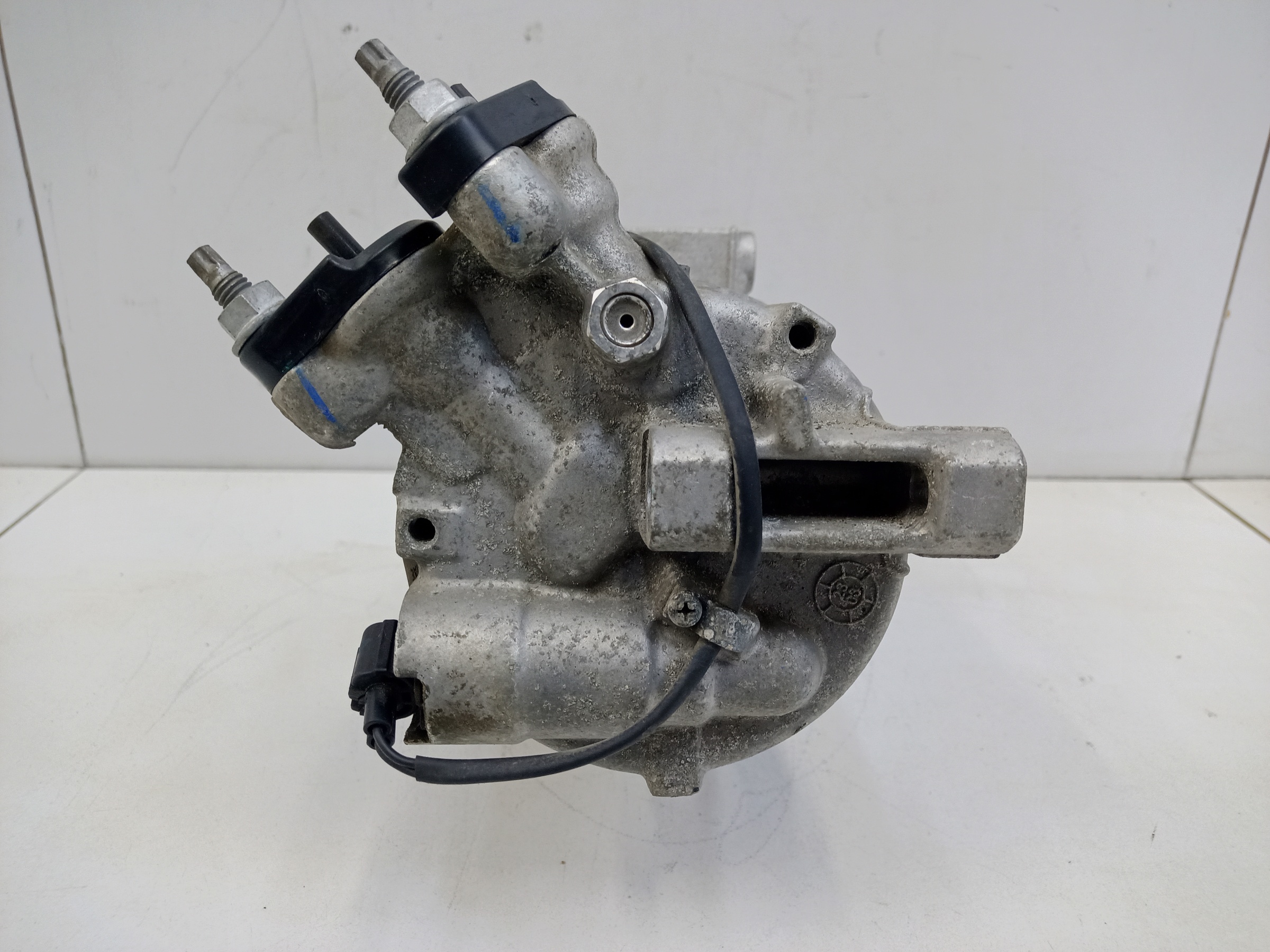 Компрессор кондиционера Geely Monjaro