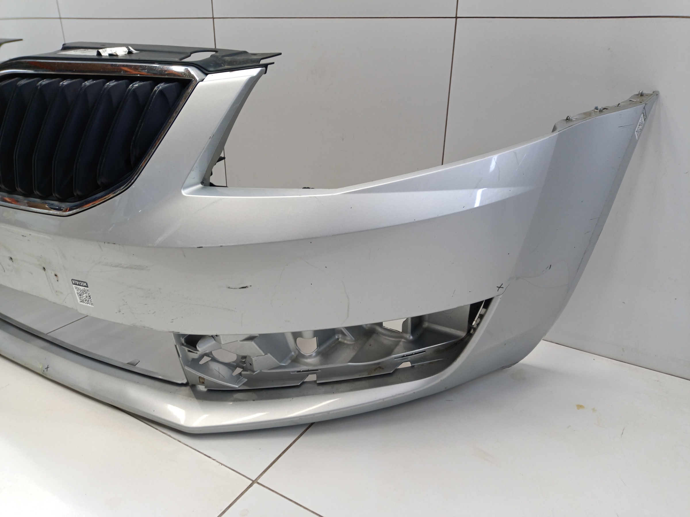 Бампер передний Skoda Octavia A7