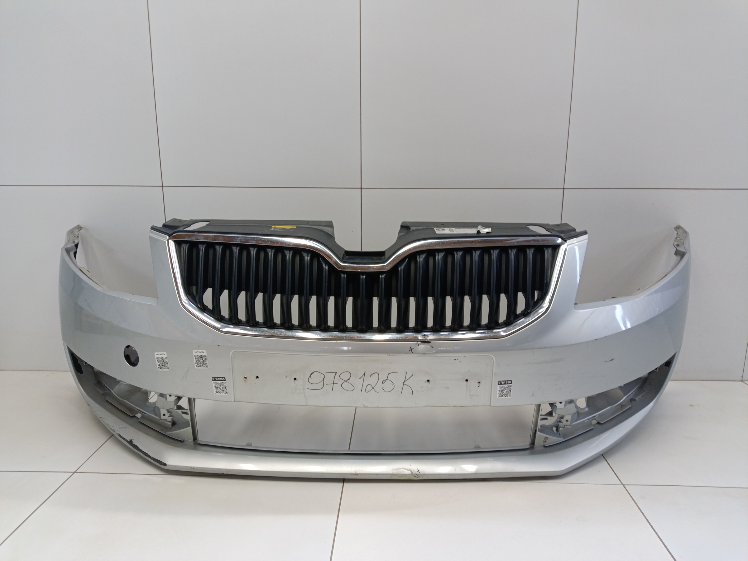 Бампер передний Skoda Octavia A7