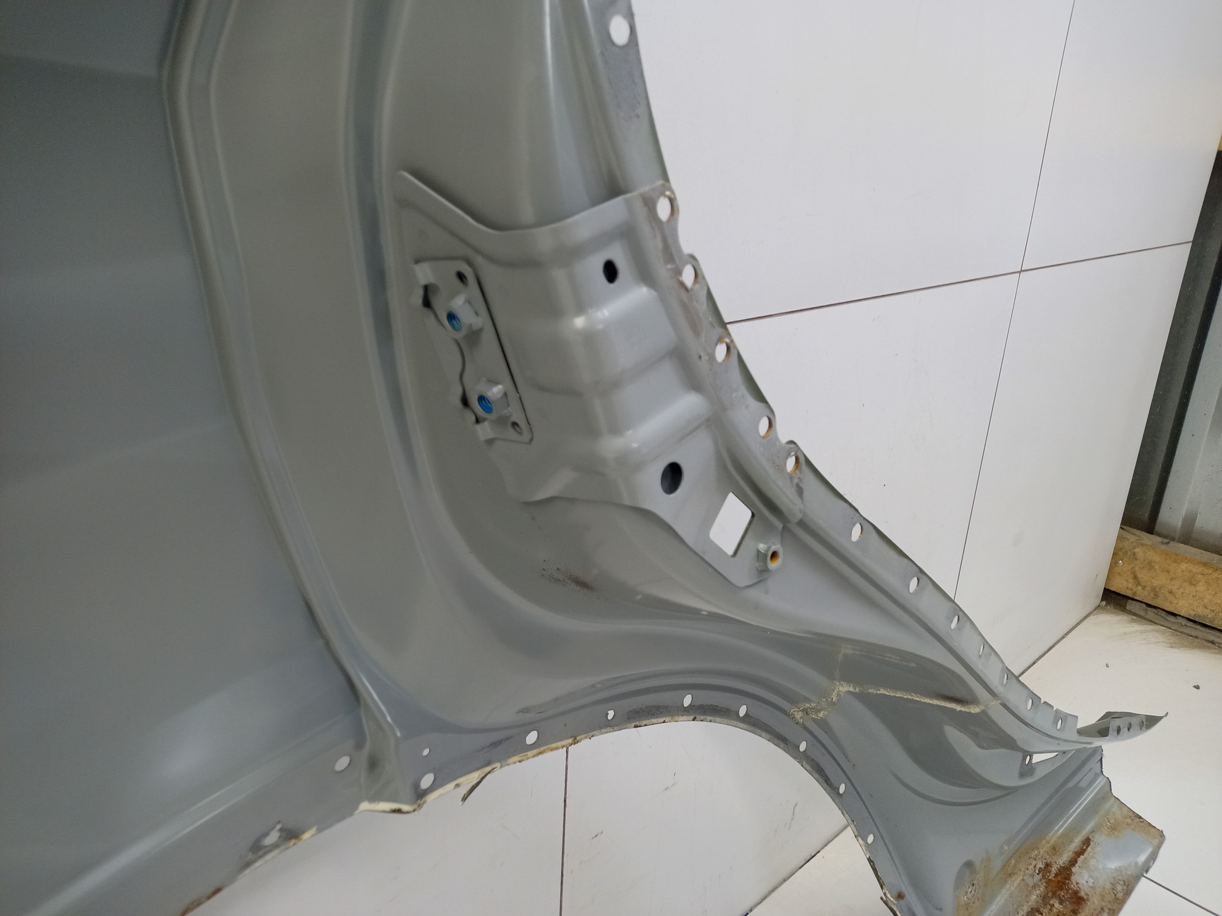 Крыло заднее левое Subaru Forester 5 SK