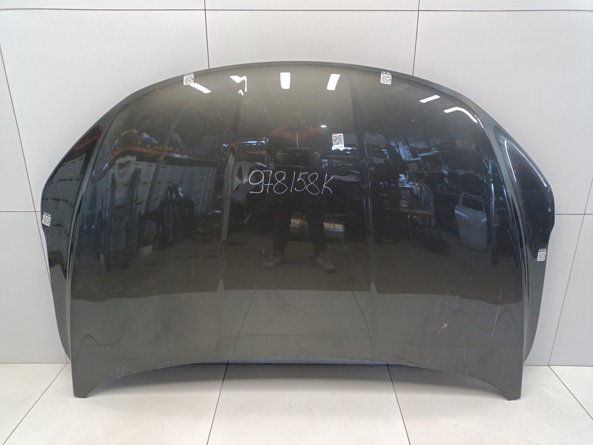 Капот Geely Coolray
