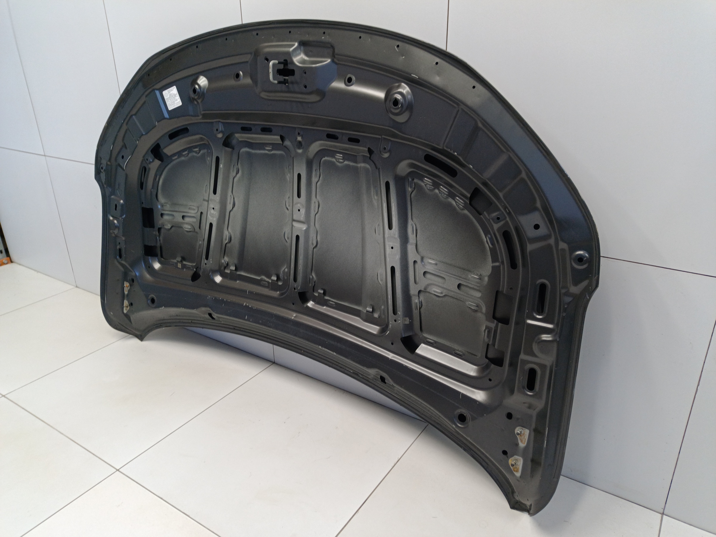 Капот Geely Coolray