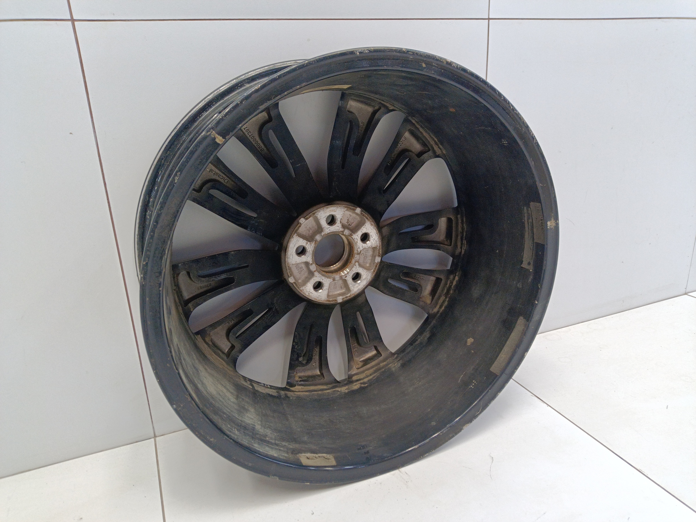 Диск колеса литой Geely Tugella R20 черный