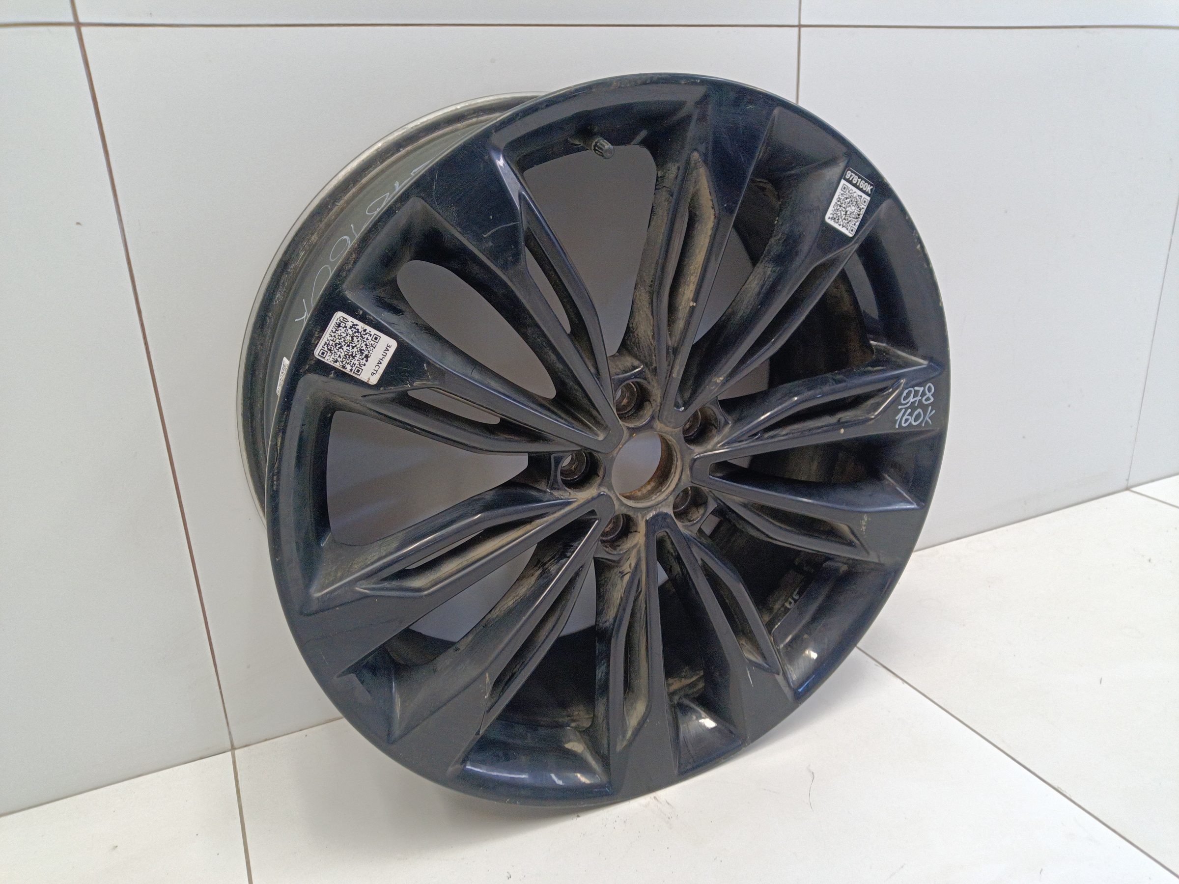 Диск колеса литой Geely Tugella R20 черный