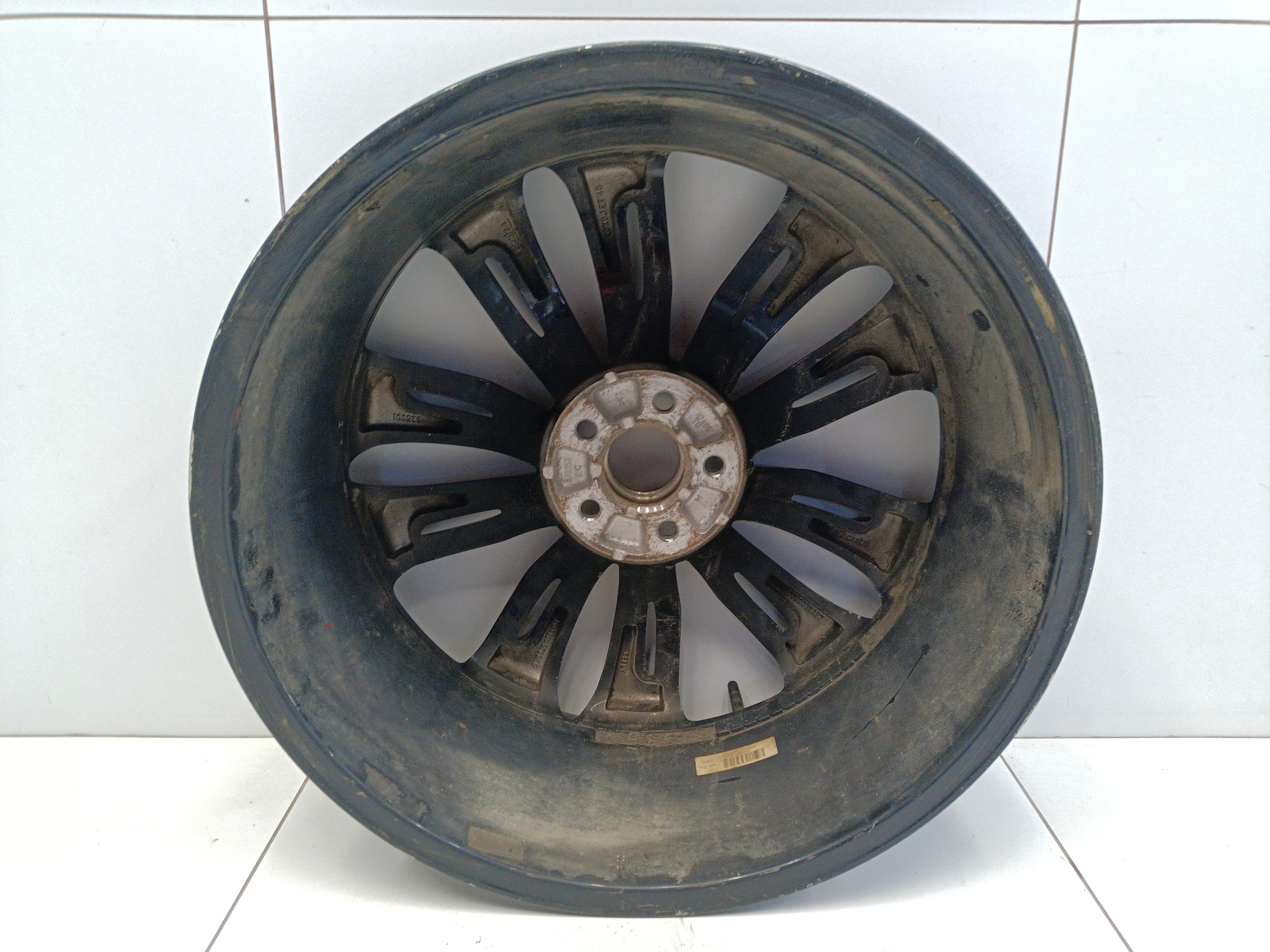 Диск колеса литой Geely Tugella R20 черный