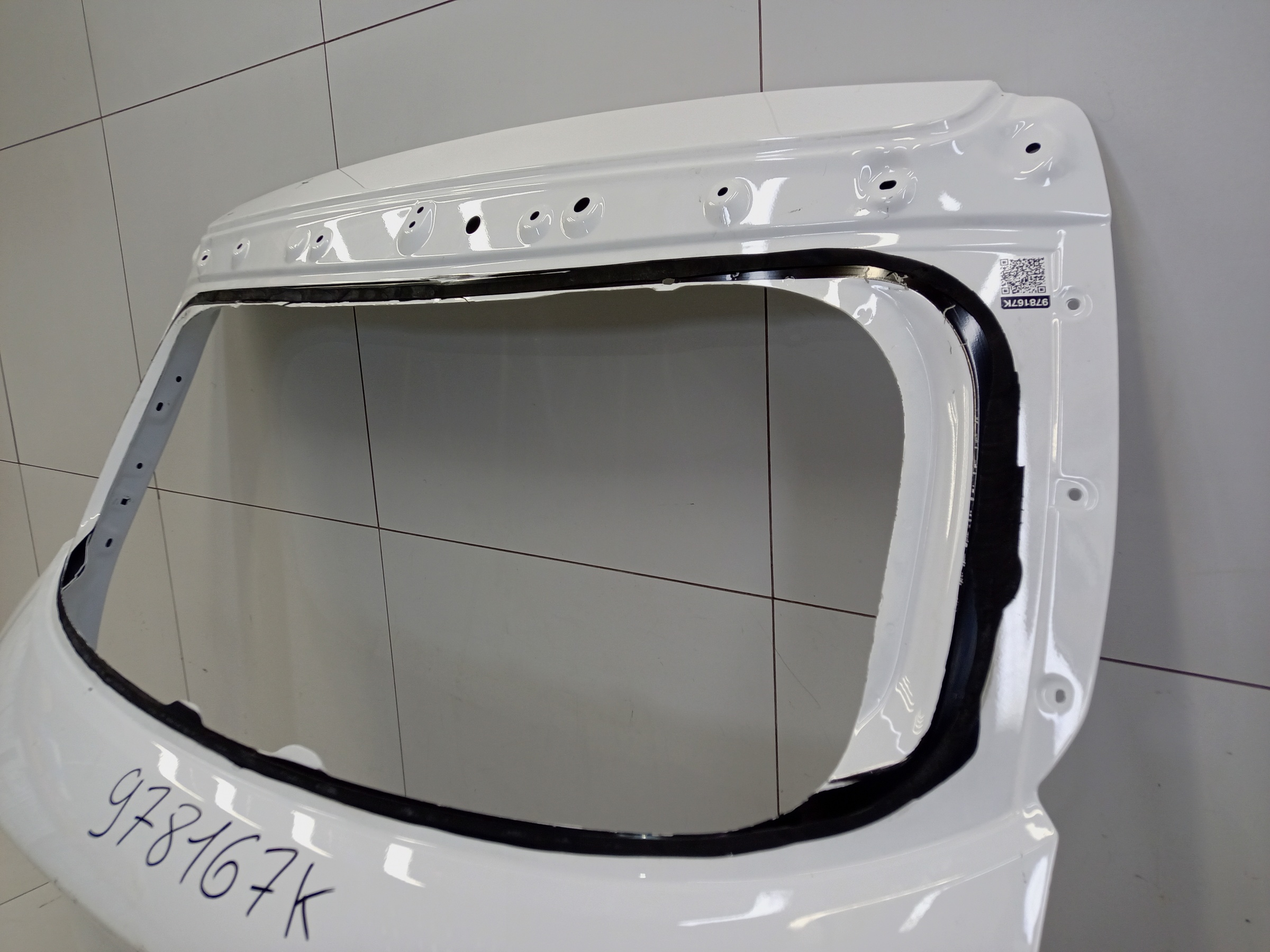 Крышка багажника Geely Coolray