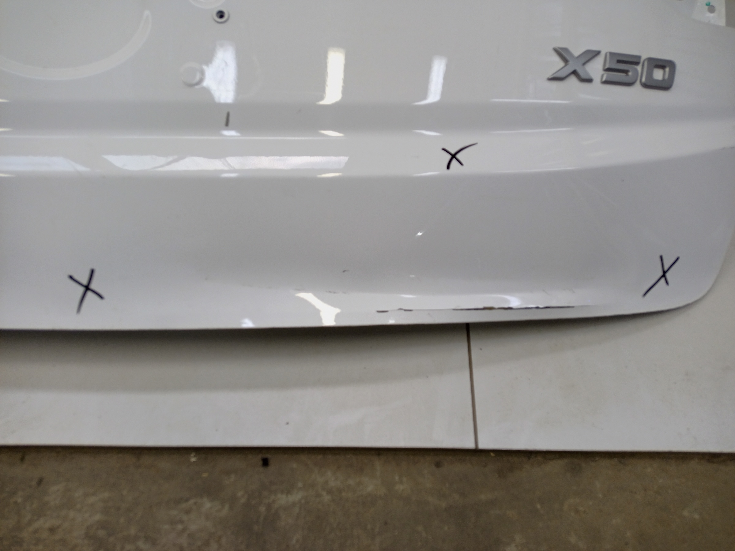 Крышка багажника Geely Coolray