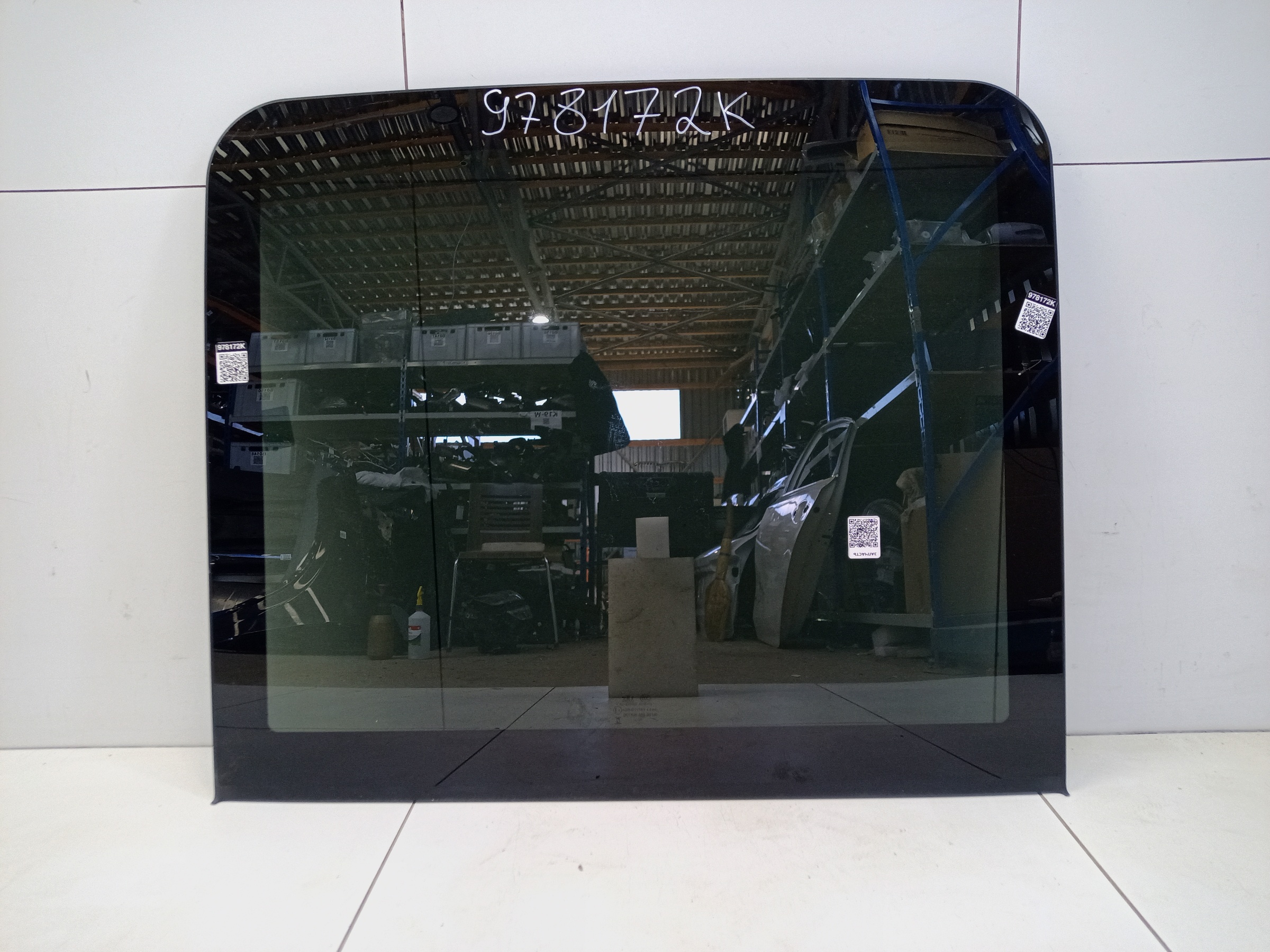 Стекло панорамной крыши переднее Exeed RX