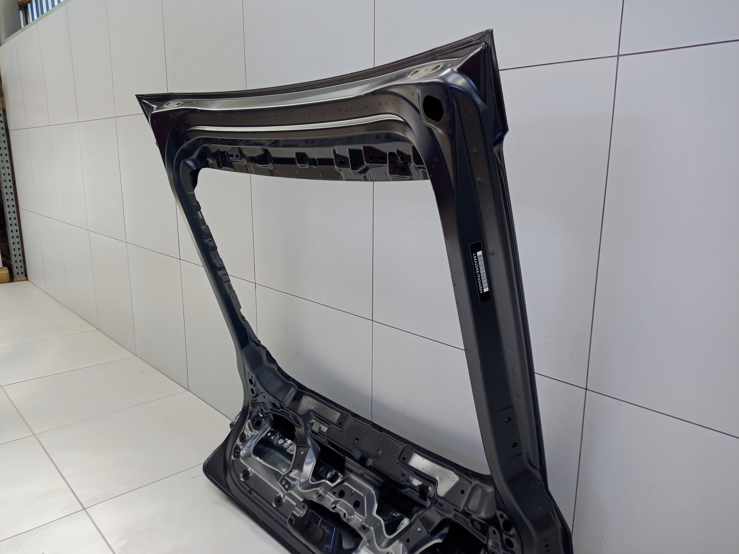 Крышка багажника Changan UNI-V