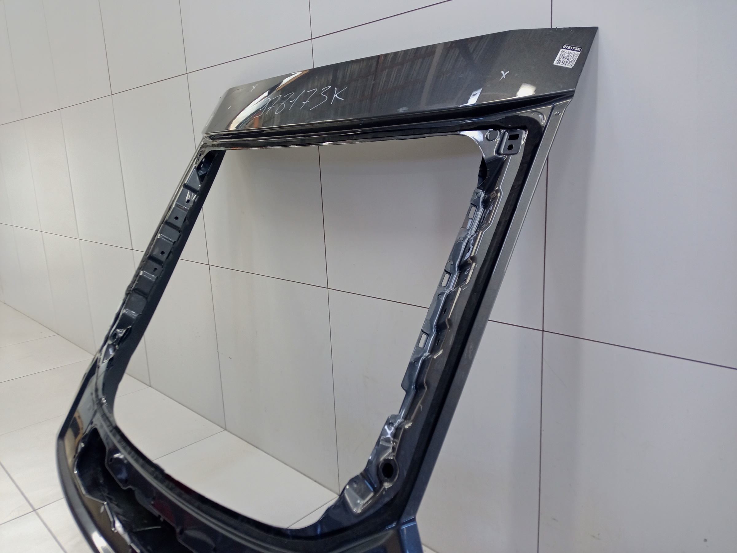 Крышка багажника Changan UNI-V
