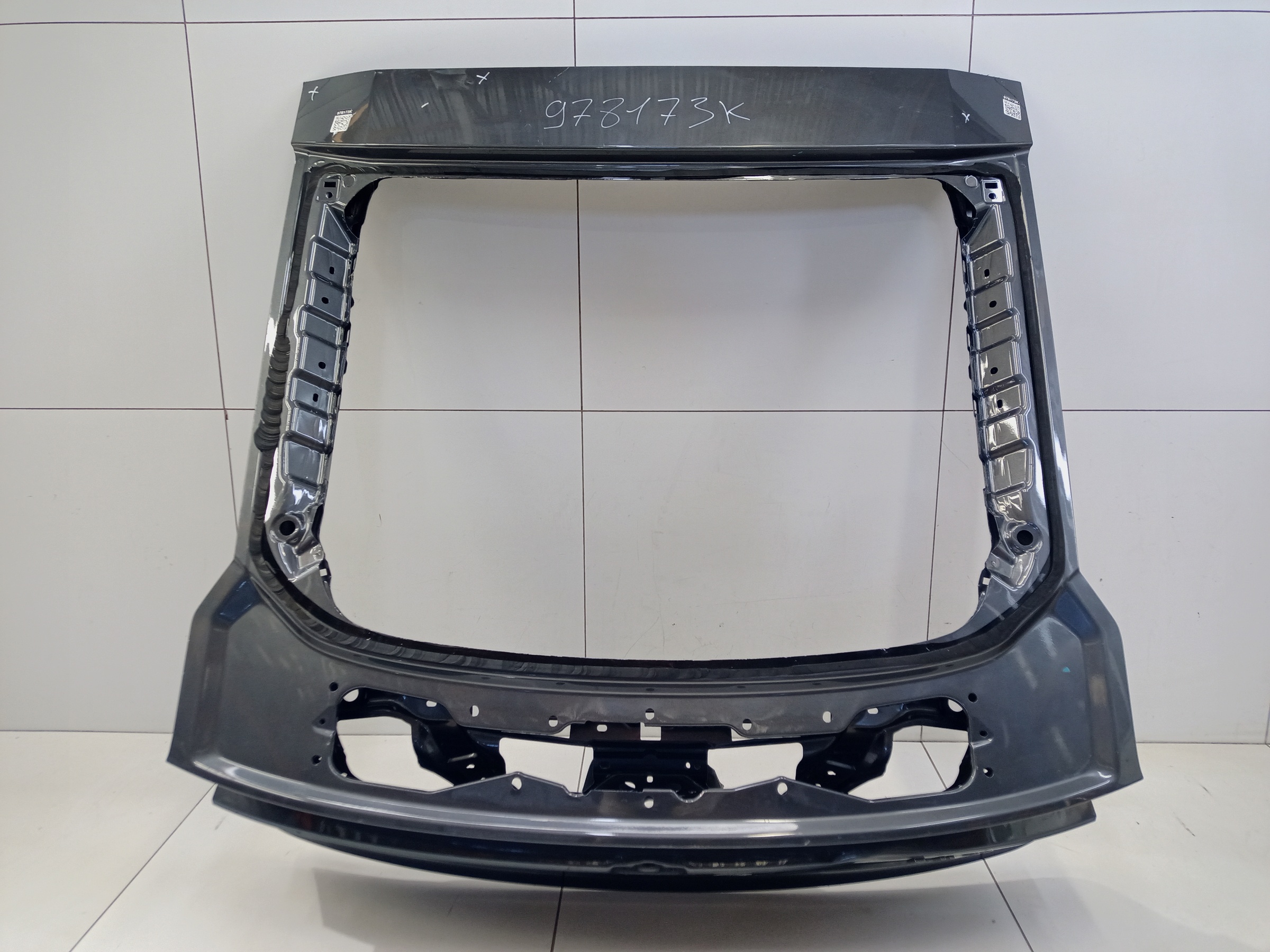 Крышка багажника Changan UNI-V