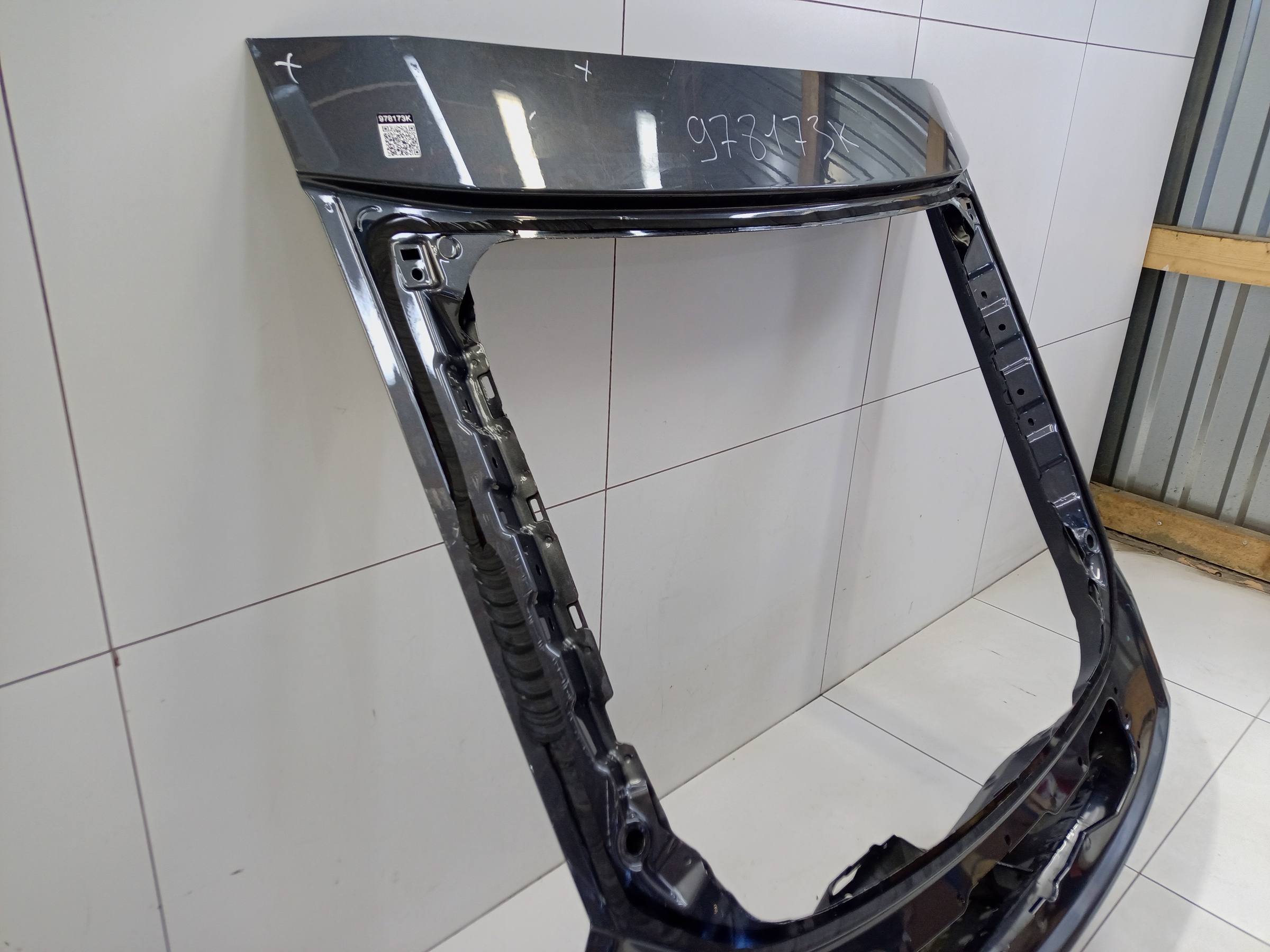 Крышка багажника Changan UNI-V