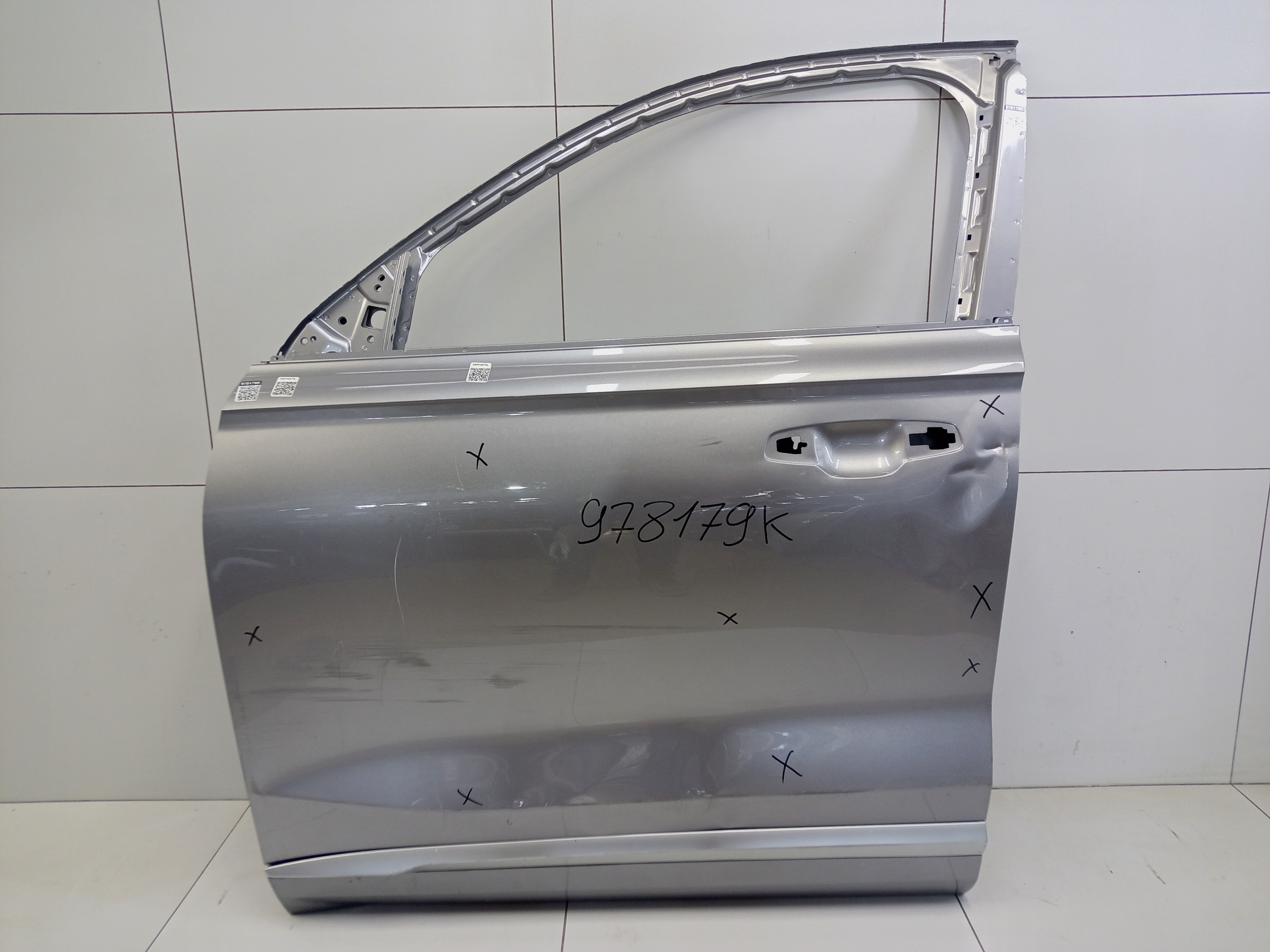 Дверь передняя левая Geely Monjaro