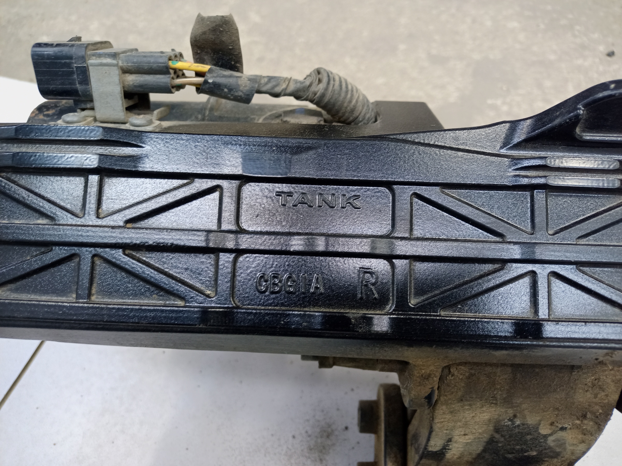 Подножка порога правого Tank 500