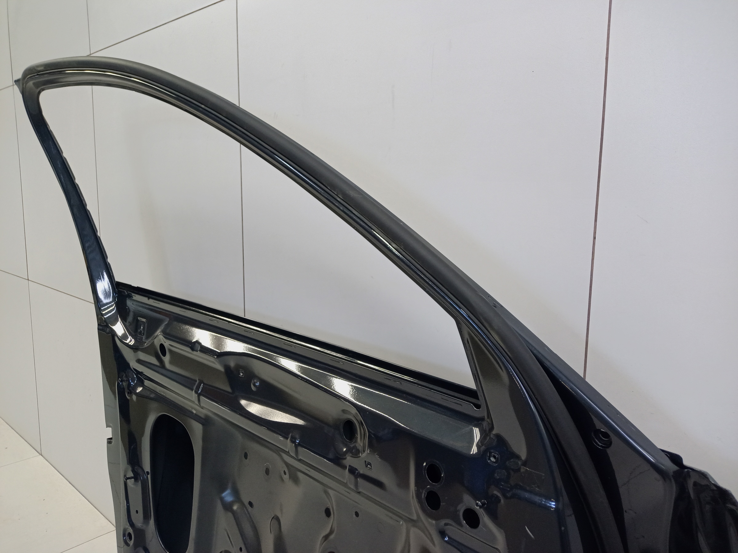 Дверь передняя левая Audi A4 B9 Restail