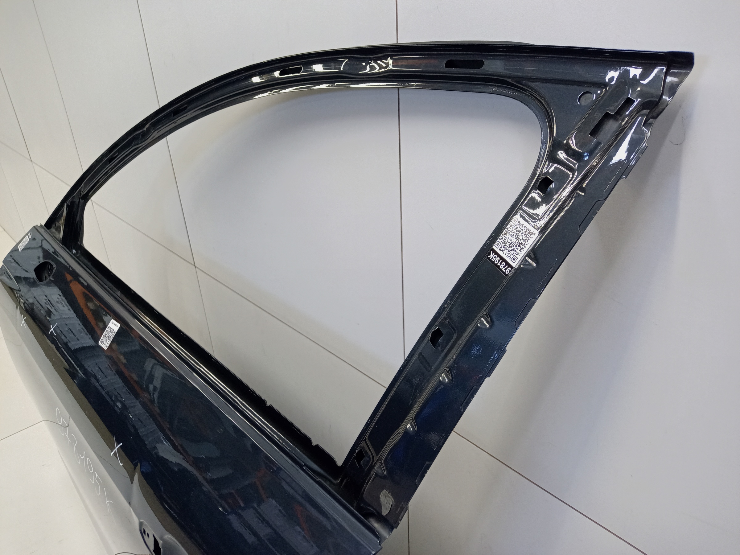 Дверь передняя левая Audi A4 B9 Restail