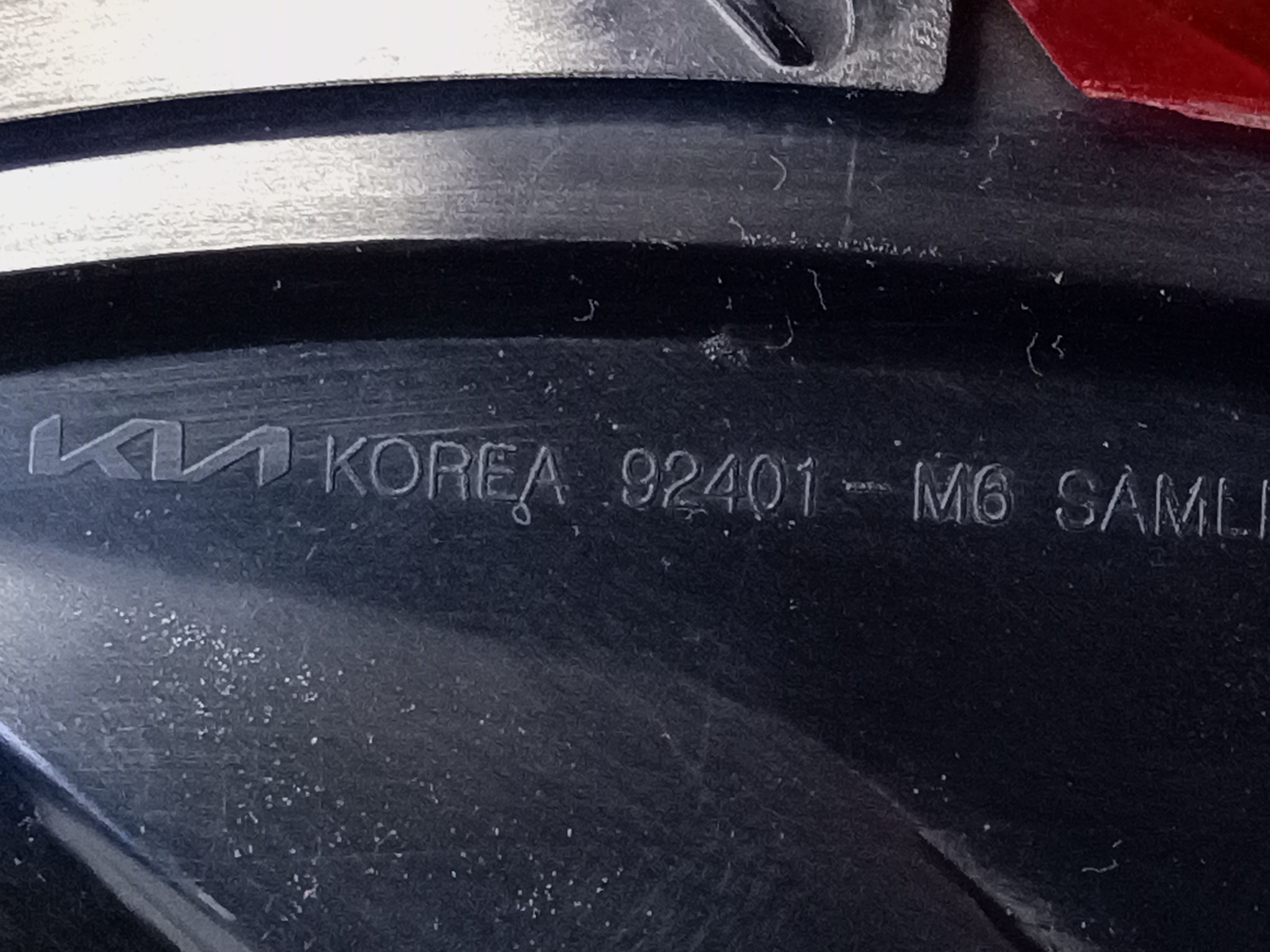 Фонарь задний левый наружный Kia Cerato 4 Restail
