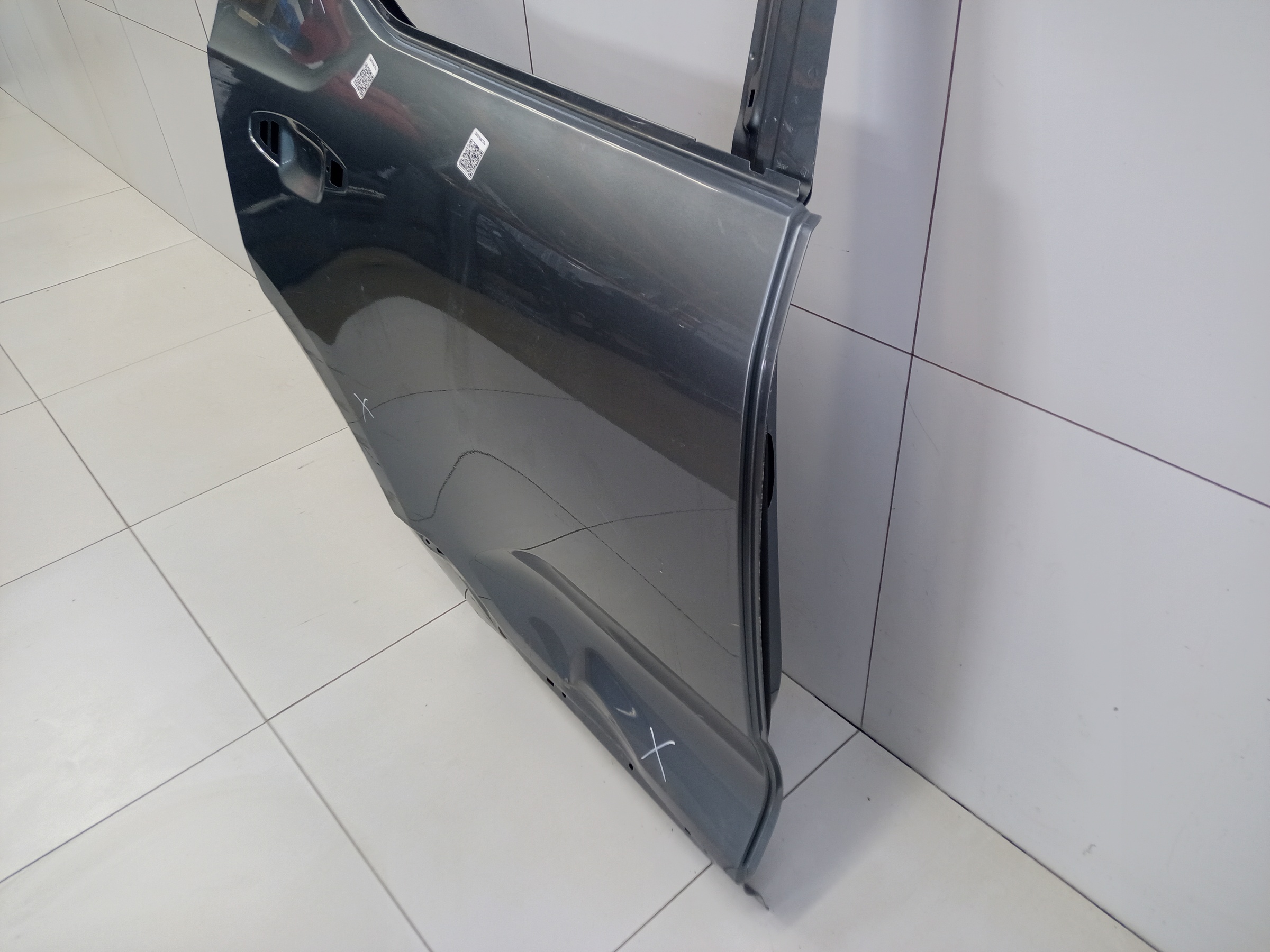 Дверь задняя правая Volvo XC40
