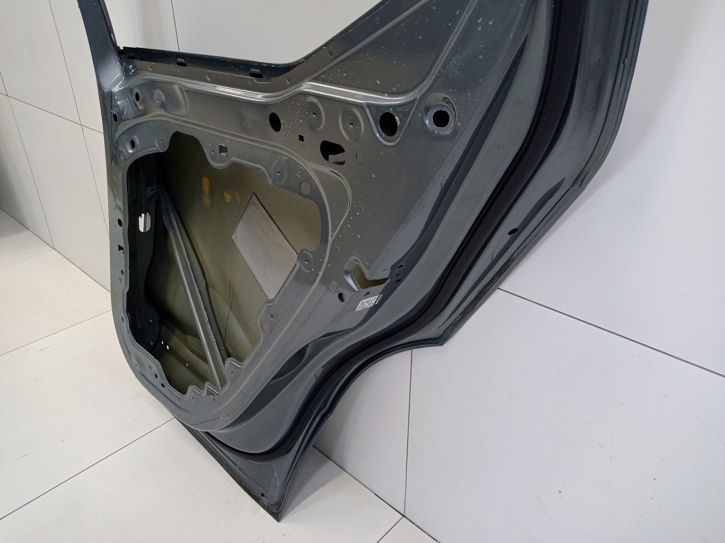Дверь задняя правая Volvo XC40