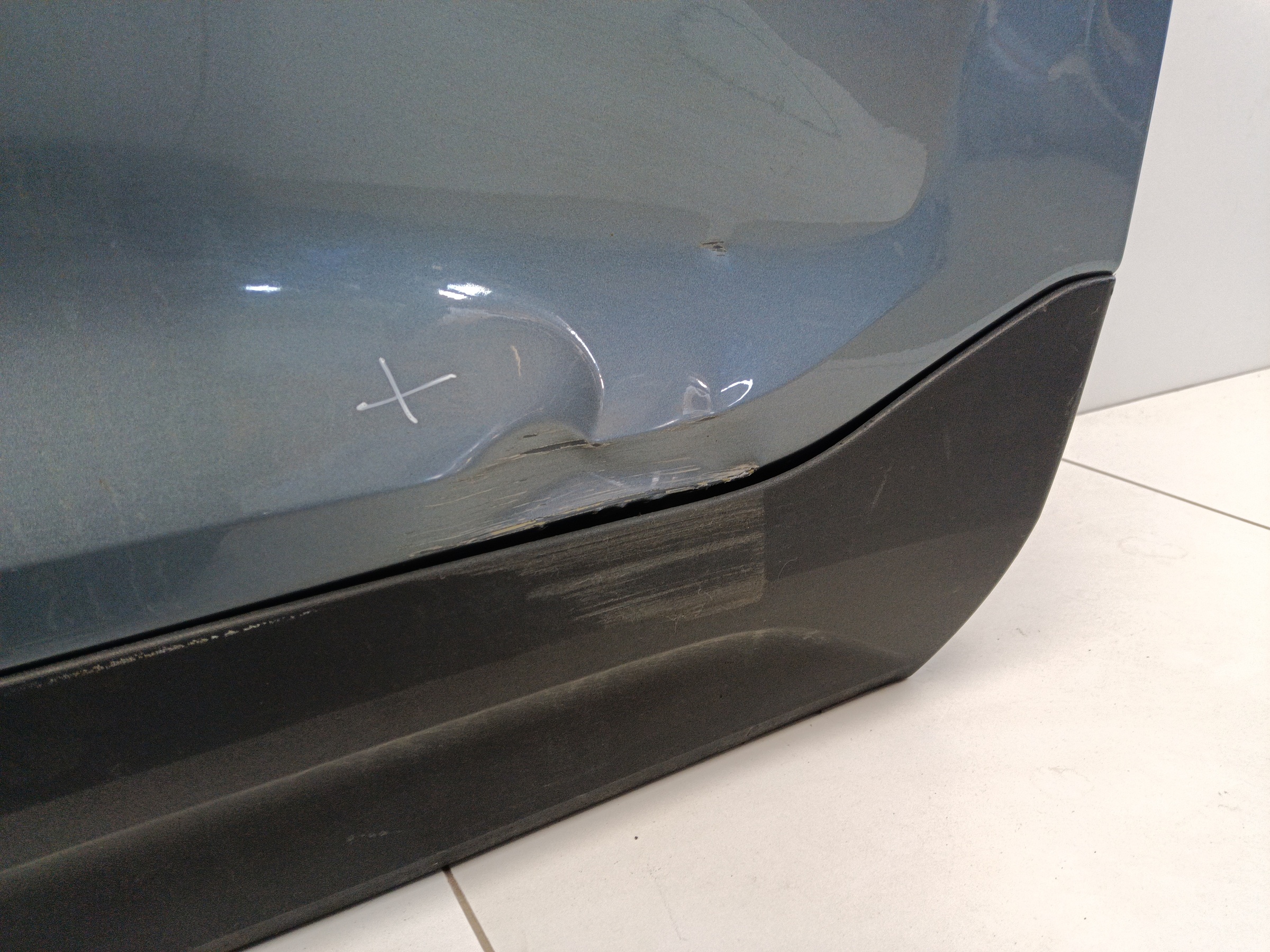 Дверь передняя правая Volvo XC40