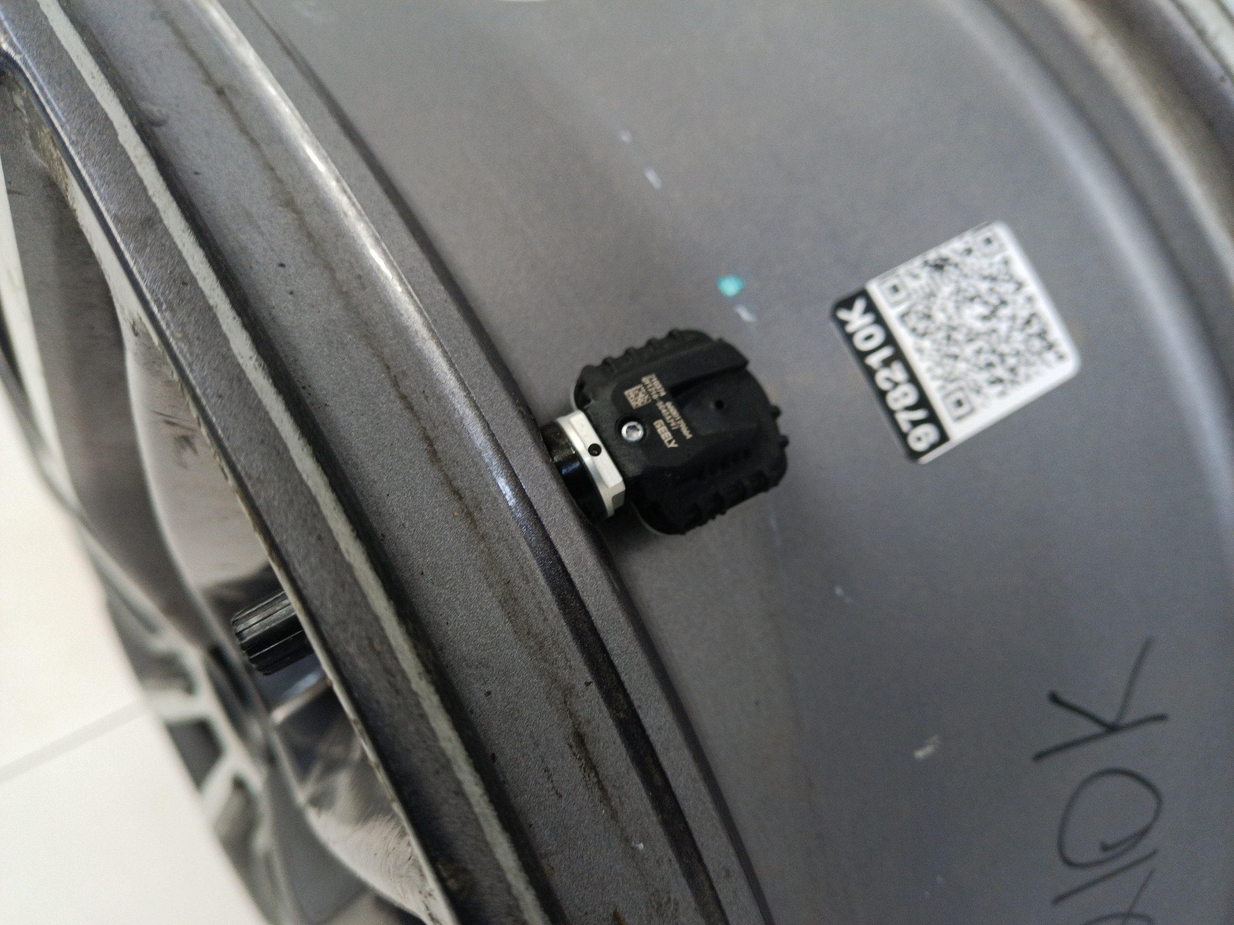 Диск колеса литой Geely Atlas Pro R18