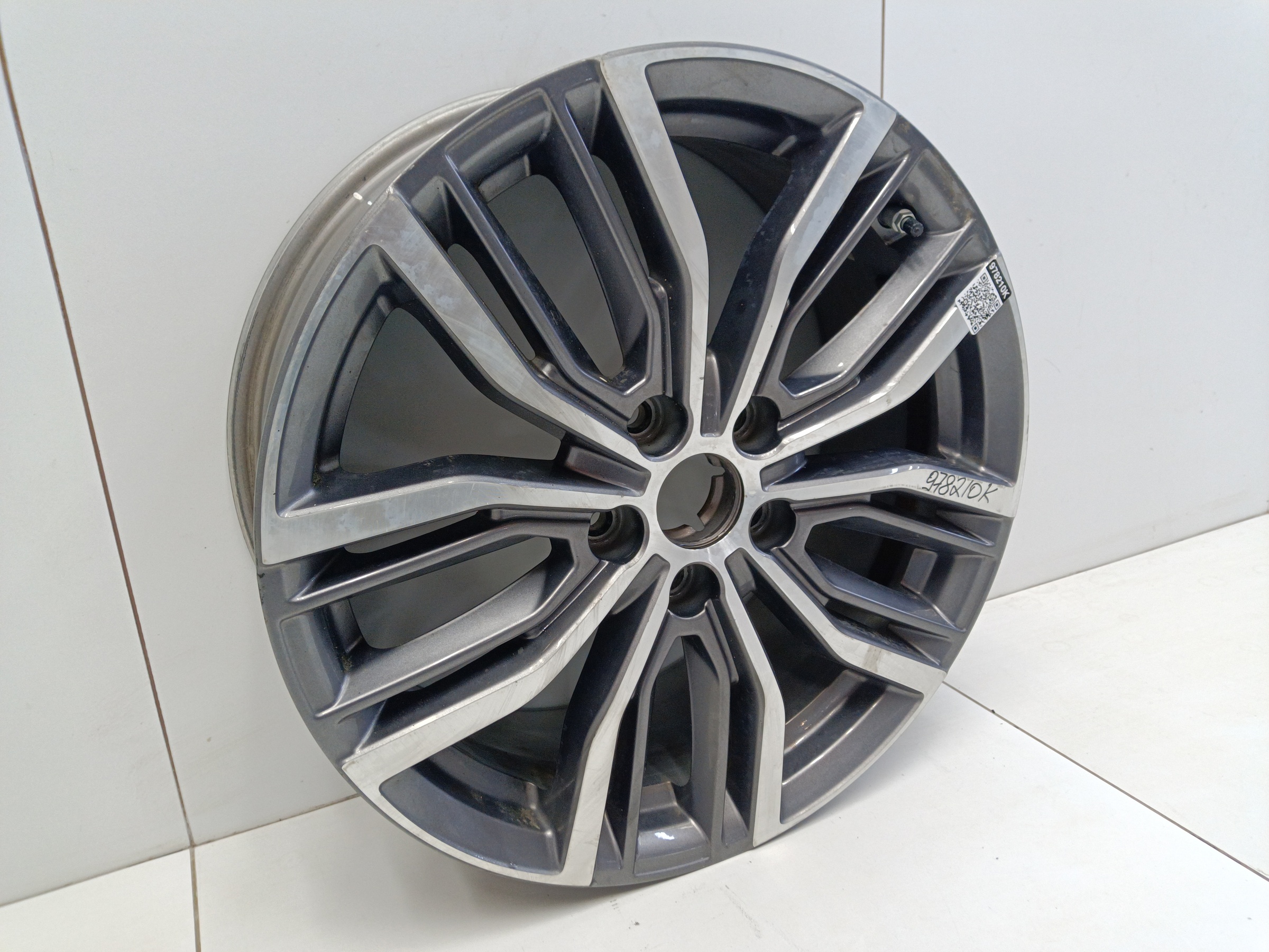 Диск колеса литой Geely Atlas Pro R18