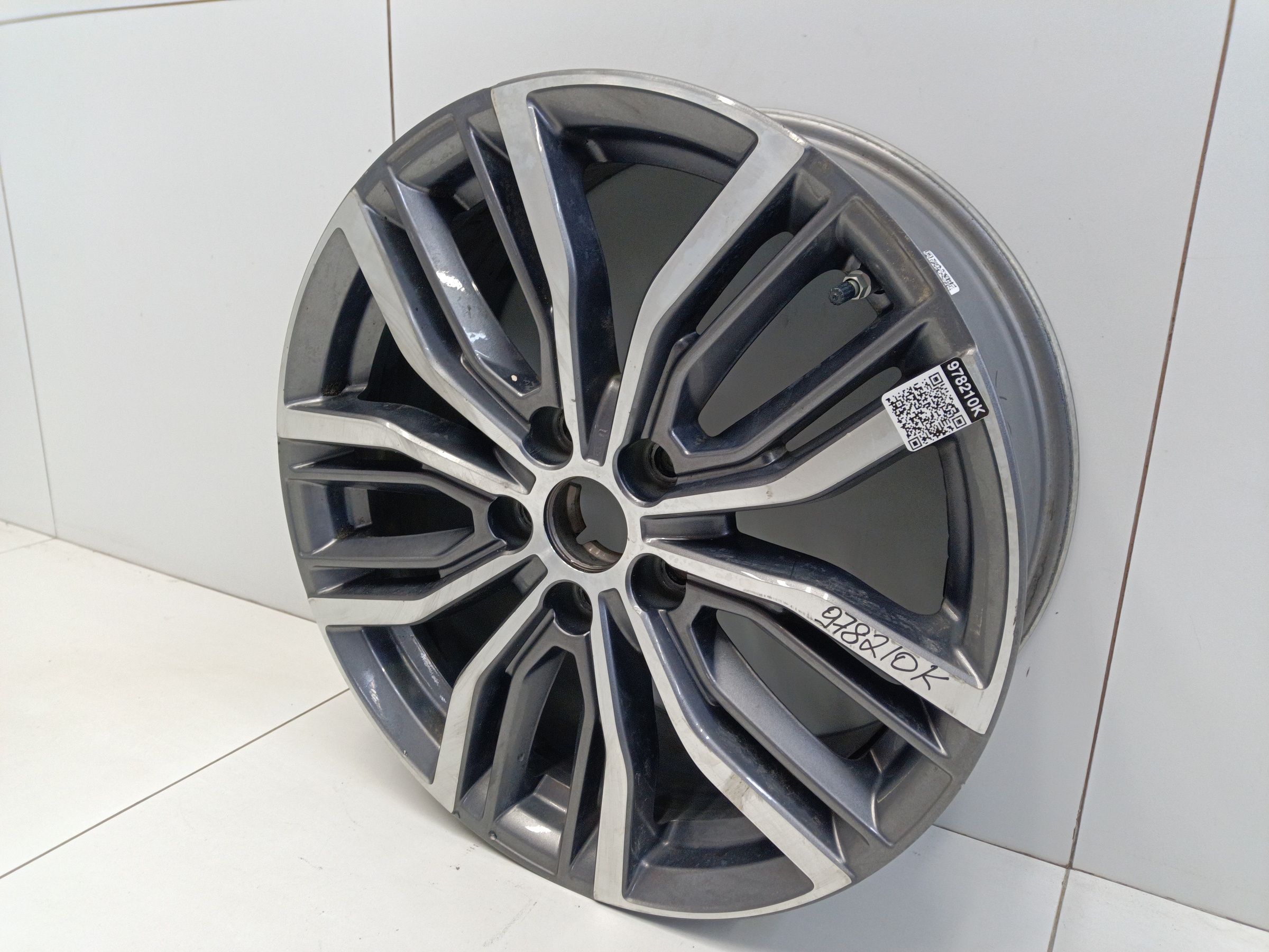 Диск колеса литой Geely Atlas Pro R18