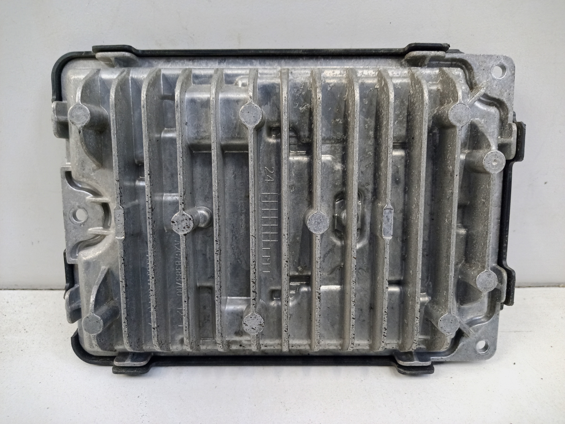 Блок управления фарой Geely Atlas 2