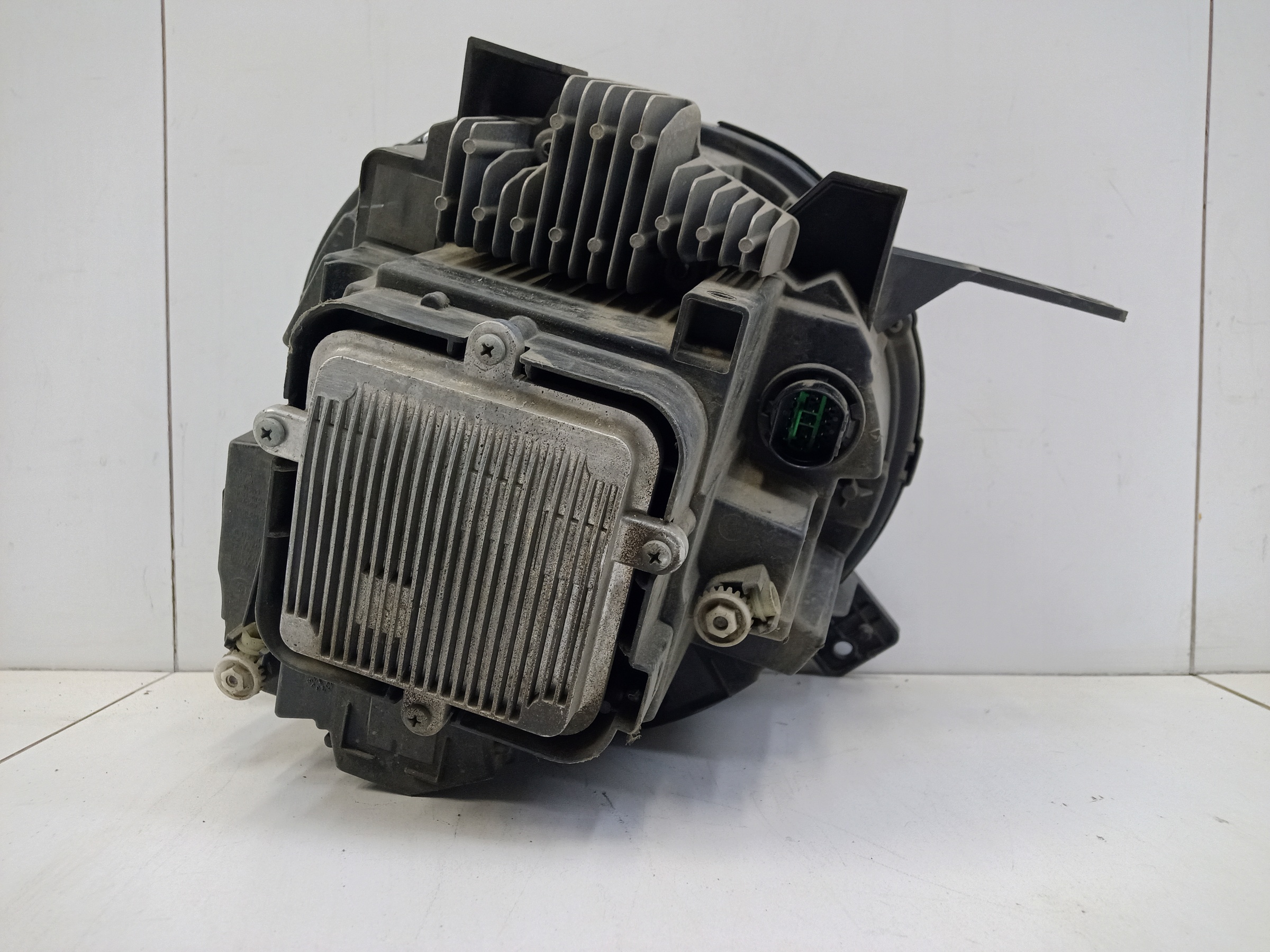 Фара передняя левая Haval Dargo LED