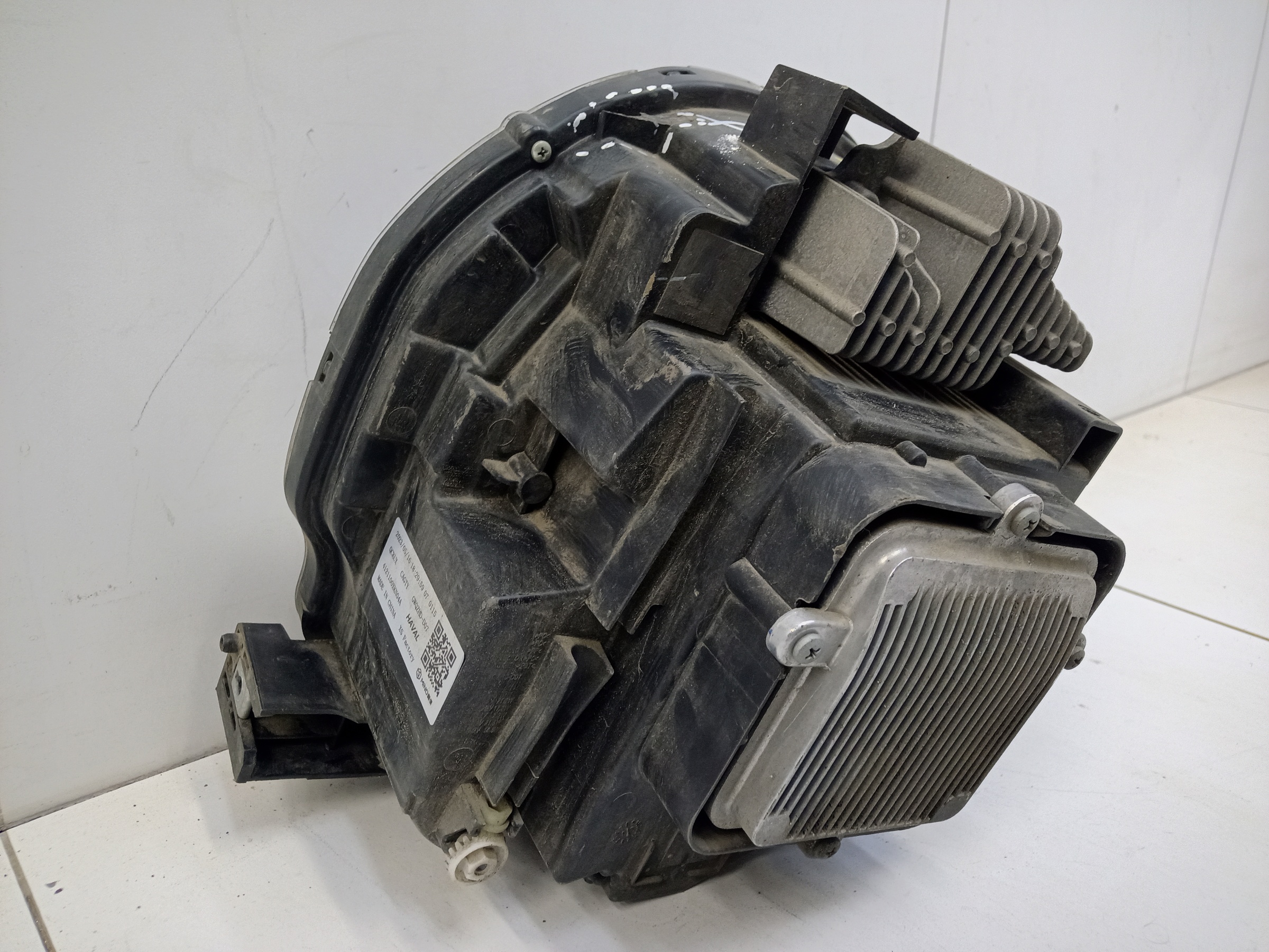 Фара передняя левая Haval Dargo LED