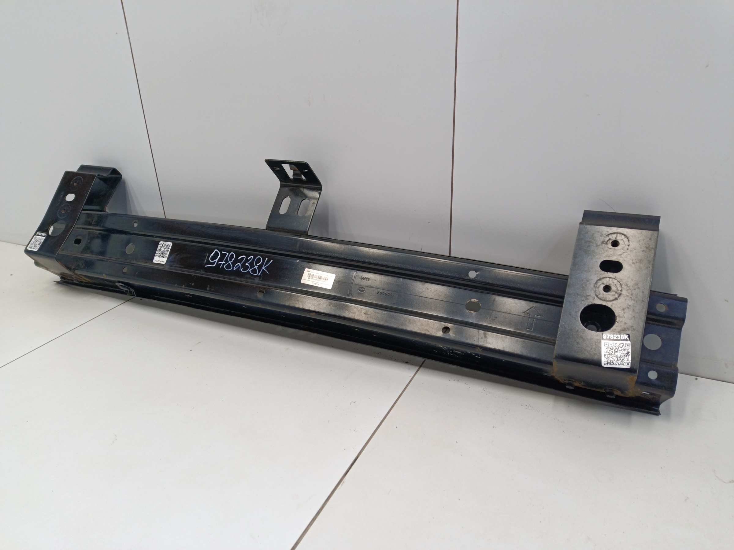 Усилитель переднего бампера Tank 300