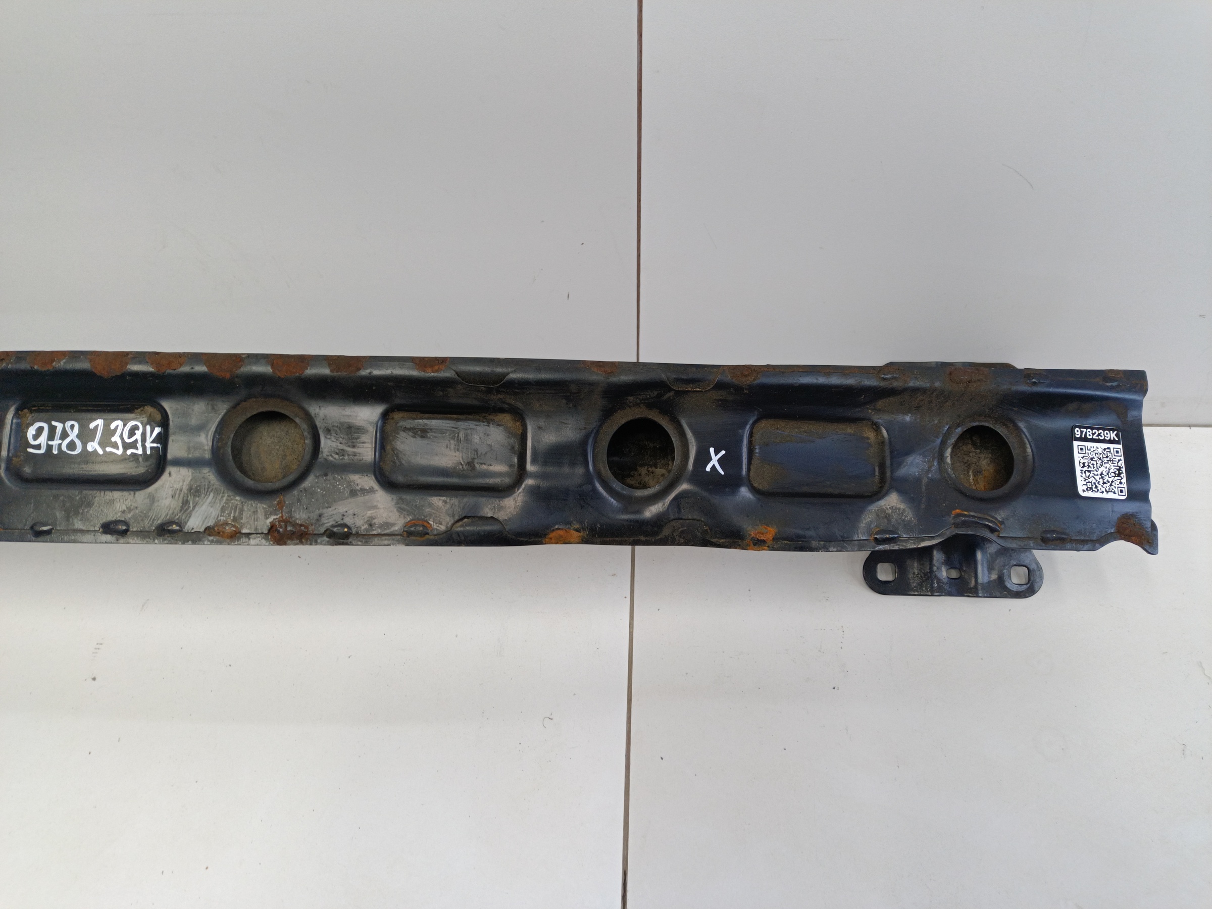 Усилитель заднего бампера Audi A3 8V Hatchback