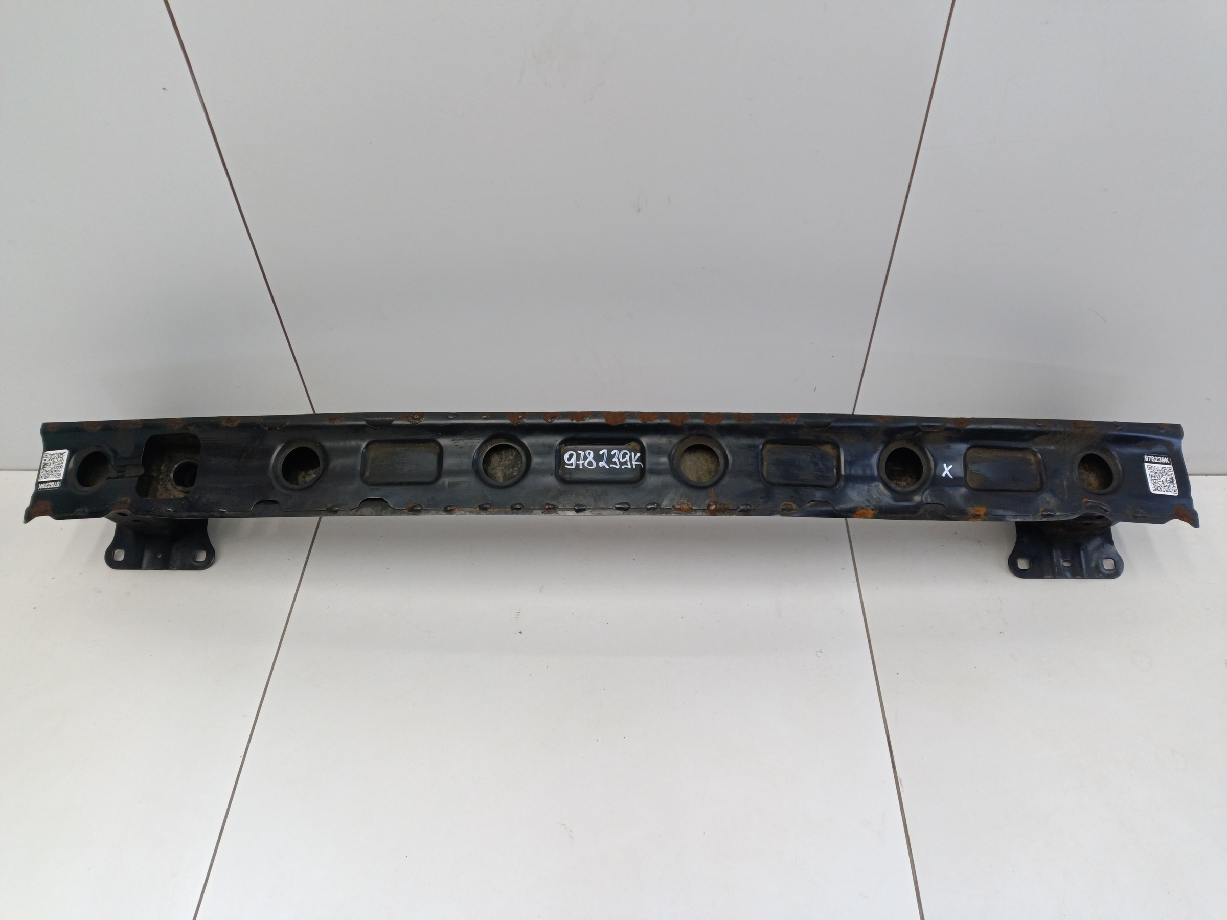 Усилитель заднего бампера Audi A3 8V Hatchback