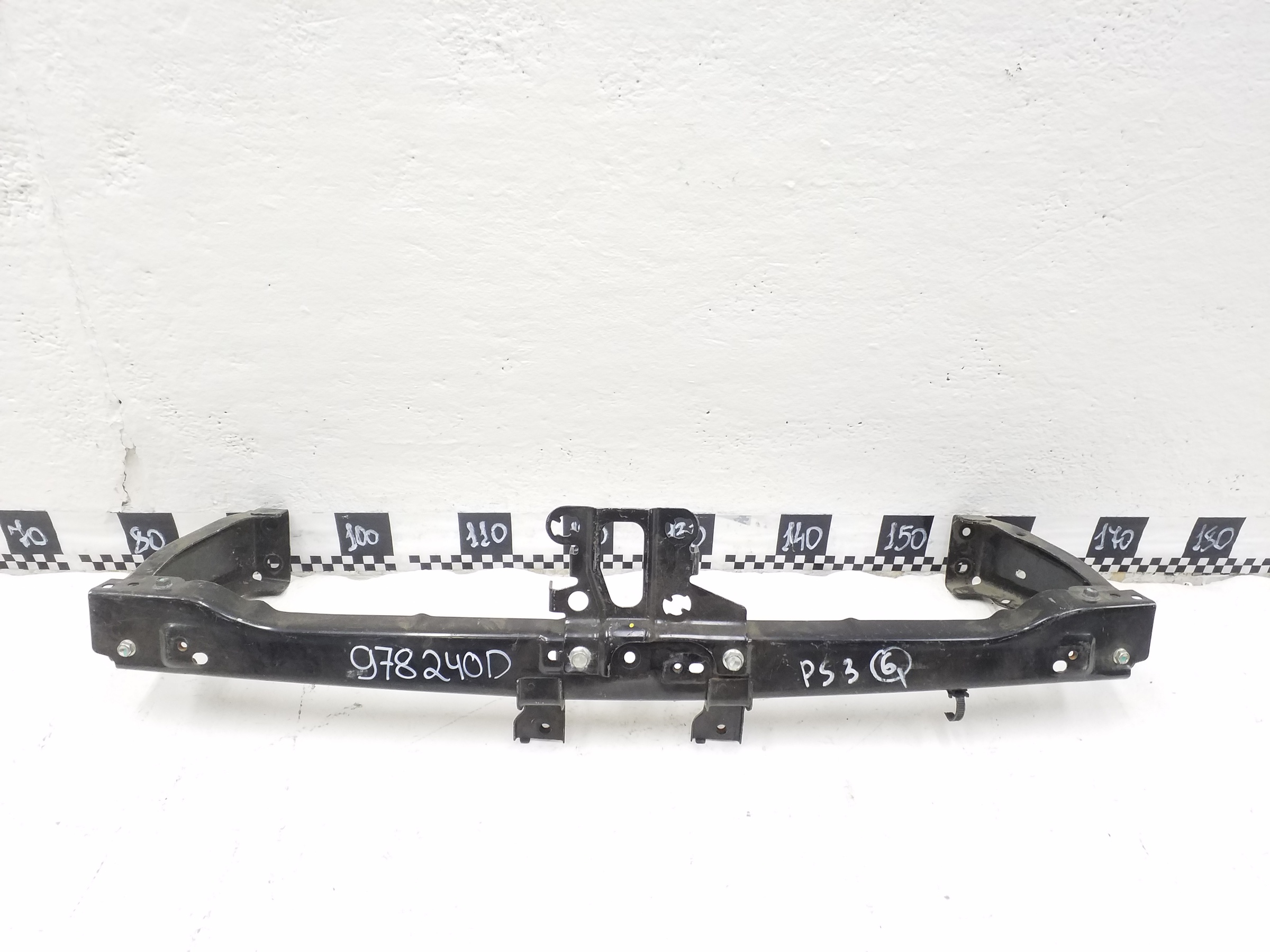 Усилитель переднего бампера верхний Mitsubishi Pajero Sport 3 Restail