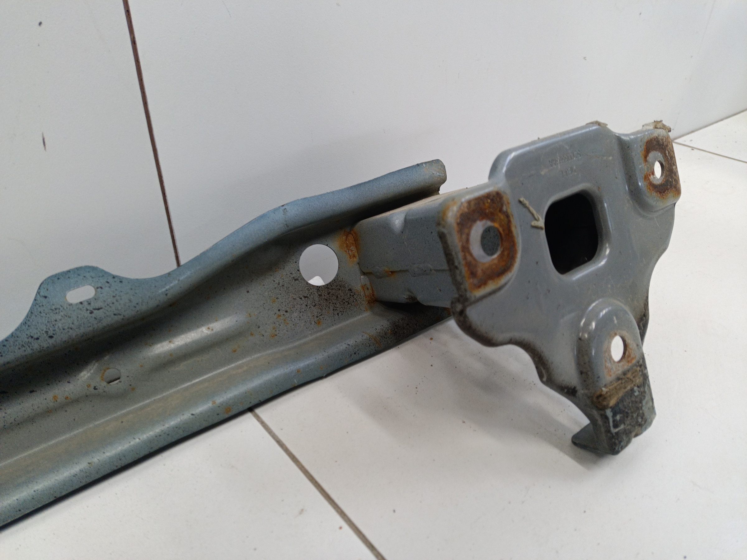 Усилитель заднего бампера Jaecoo J7